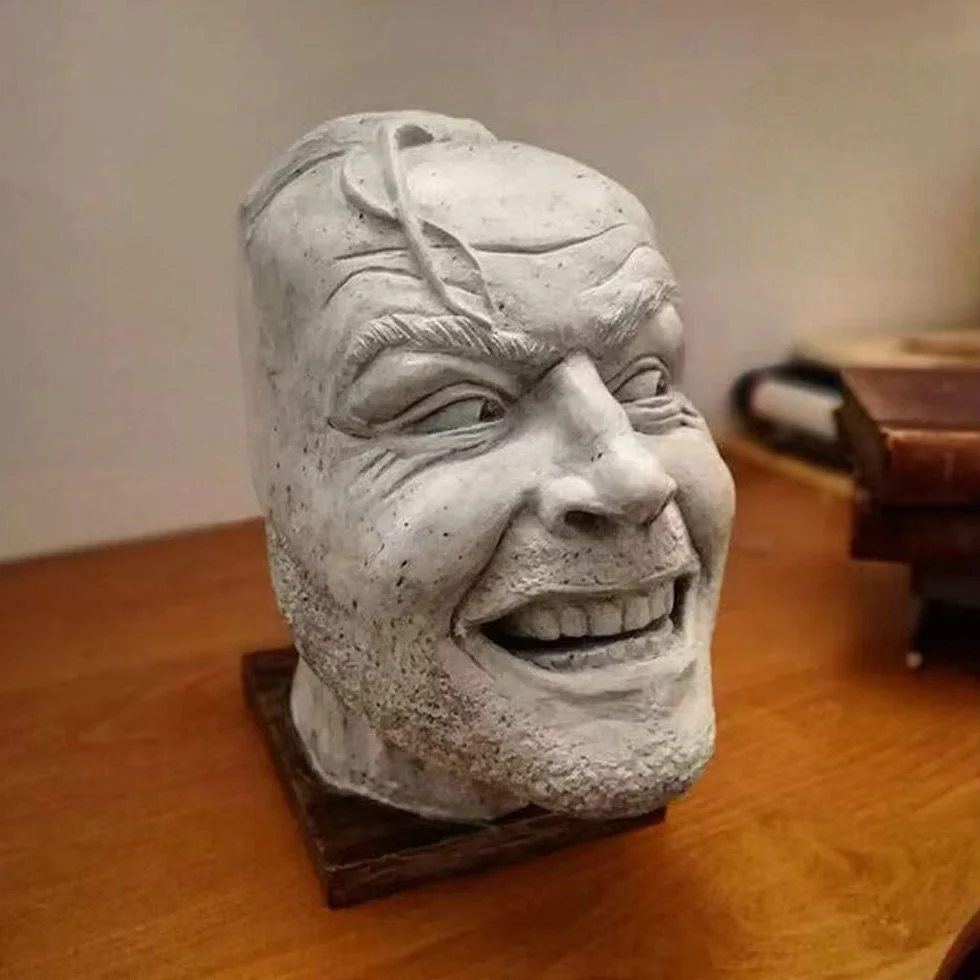 MBLUE Rzeźba lśniącej biblioteki podpórki do książek Here's Johnny Rzeźba Żywica Pulpit Ornament Półka na książki Zabawny ornament