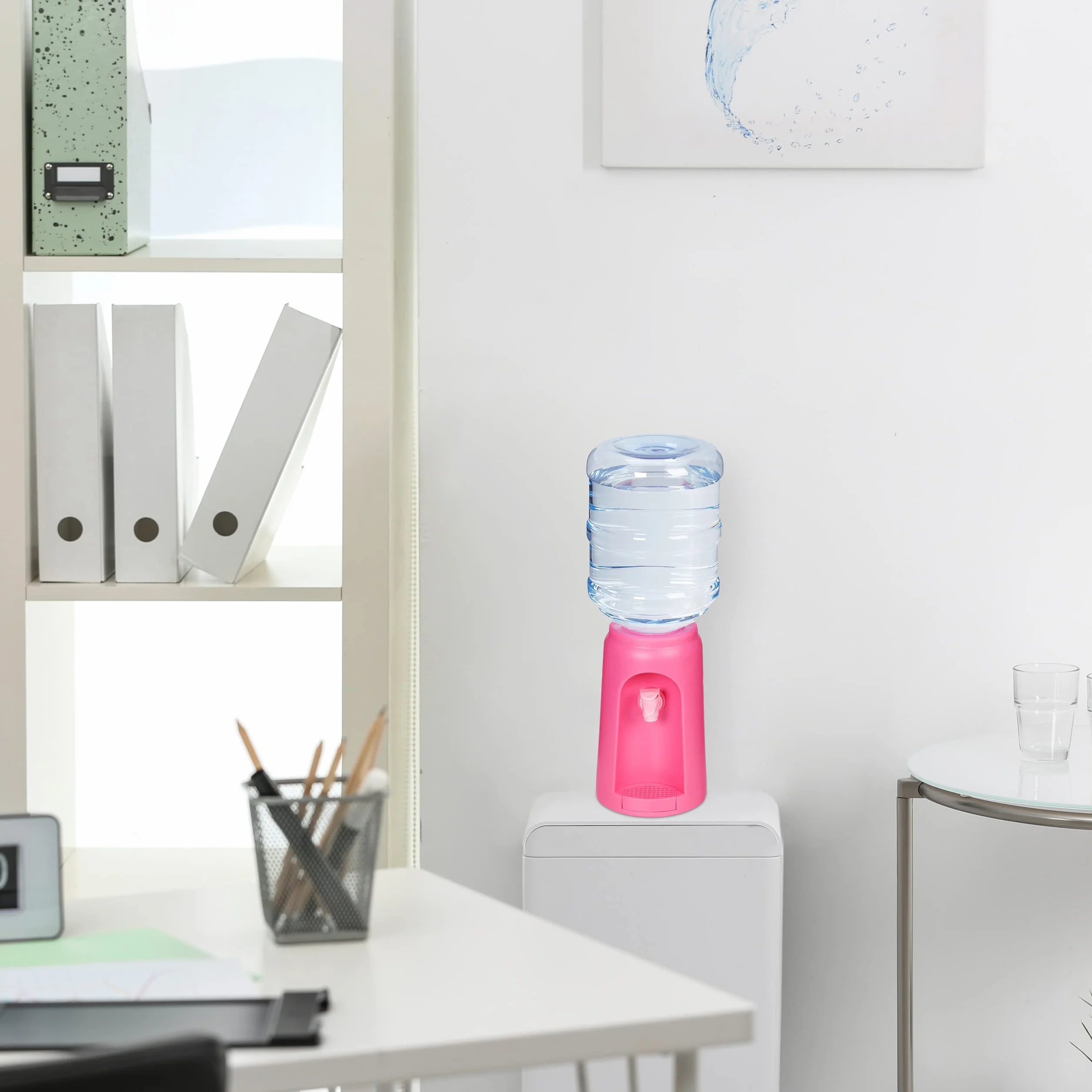 Relaxdays Dozownik wody ze zbiornikiem i kranem, dozownik wody pitnej do biura, 4,5 l, tworzywo sztuczne, wys. x śr.: 47,5 x 17 cm, różowy, 1 sztuka 10027938_52