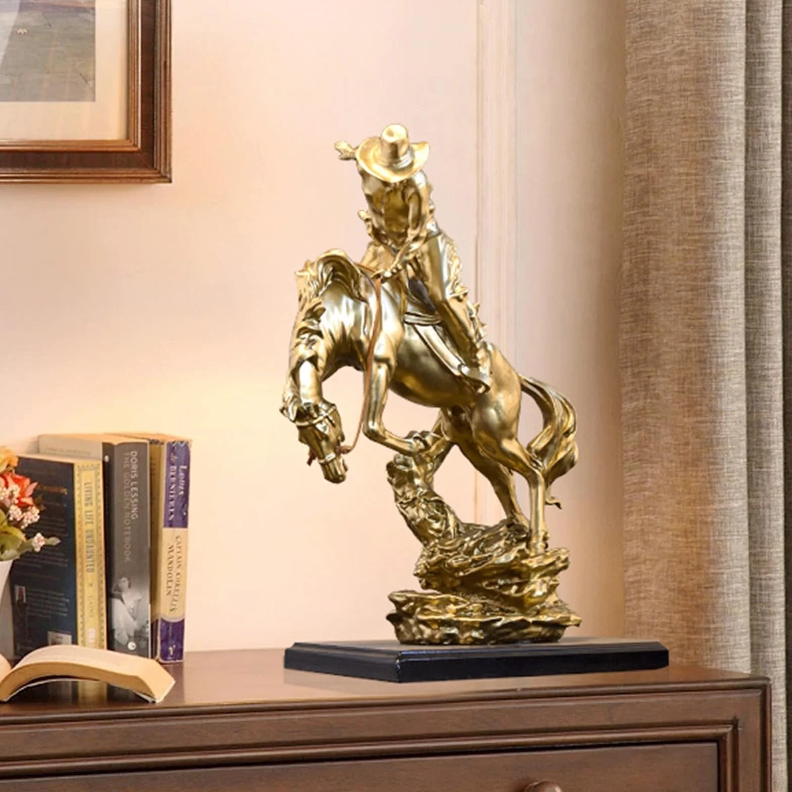 Artystyczna statuetka - ozdobna rzeźba - zachodni kowboj jadący koń statuetka rycerza wojownika figurka z żywicy kolekcja Bucking Bronco statua, figurka artystyczna kolekcja prezentów do
