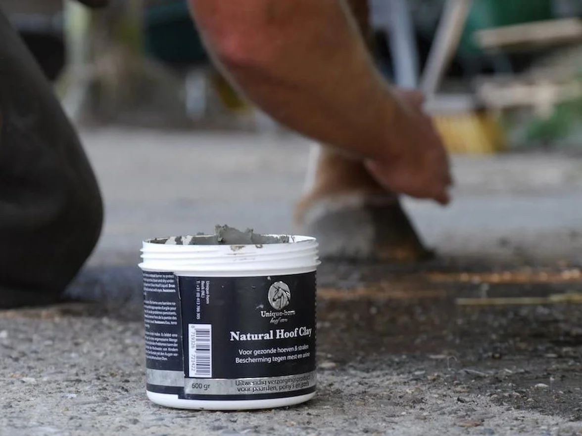 Natural Hoof Clay 600 g ochrona kopyt konia