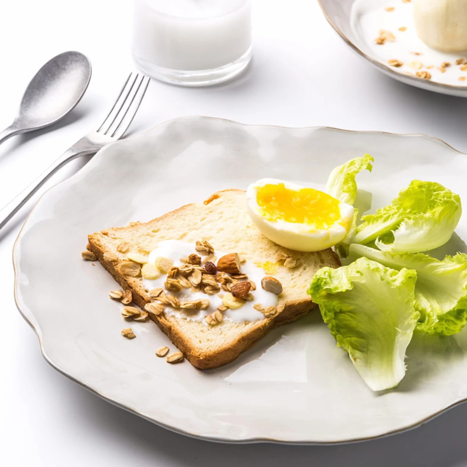 25-częściowy porcelanowy zestaw obiadowy z talerzem płaskim, talerz deserowy, talerz do zupy, miska, zestaw filiżanek i spodków, kompletny zestaw naczyń dla 4 osób