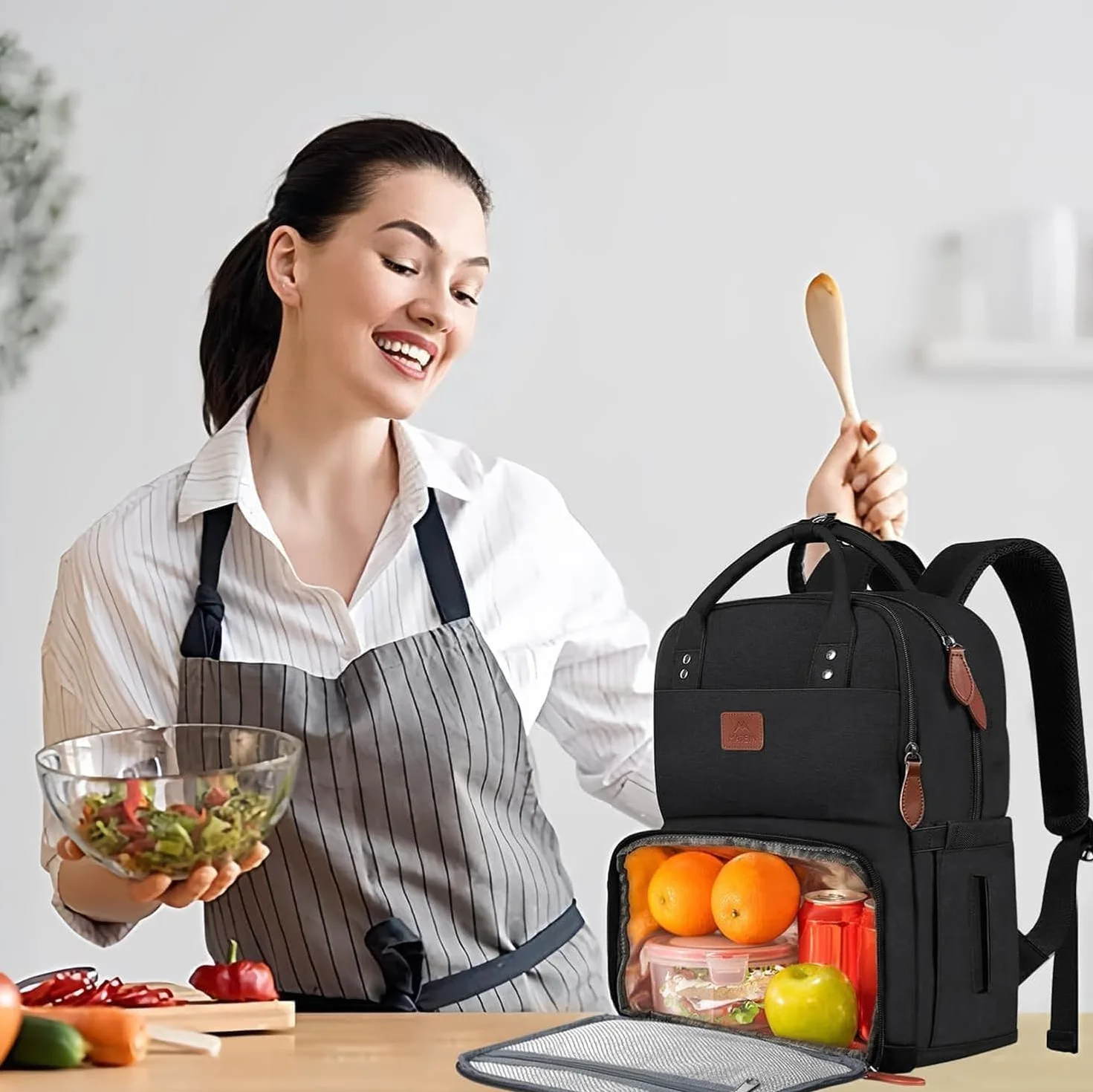 MATEIN Plecak na laptopa na lunch, plecak piknikowy z kieszenią na laptopa, plecak dla mężczyzn i kobiet z portem USB, izolowana torba chłodząca na lunch, na kemping, podróż, do szkoły, pracy, czarny