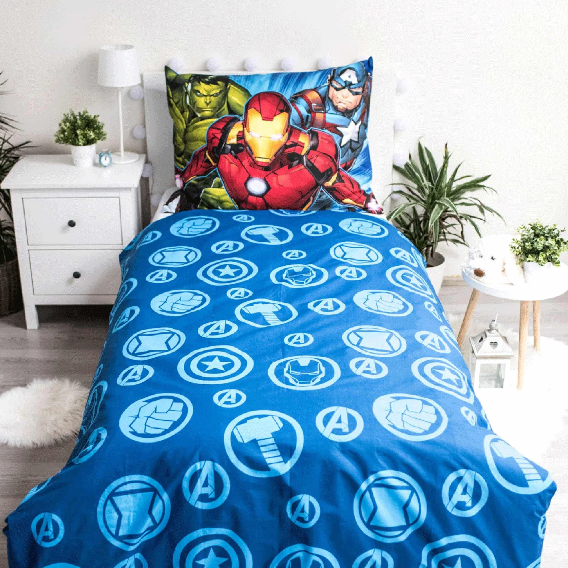 Jerry Fabrics Zestaw pościeli Marvel Avengers Poszwa na kołdrę 140 x 200 cm i poszewka na poduszkę 70 x 90 cm