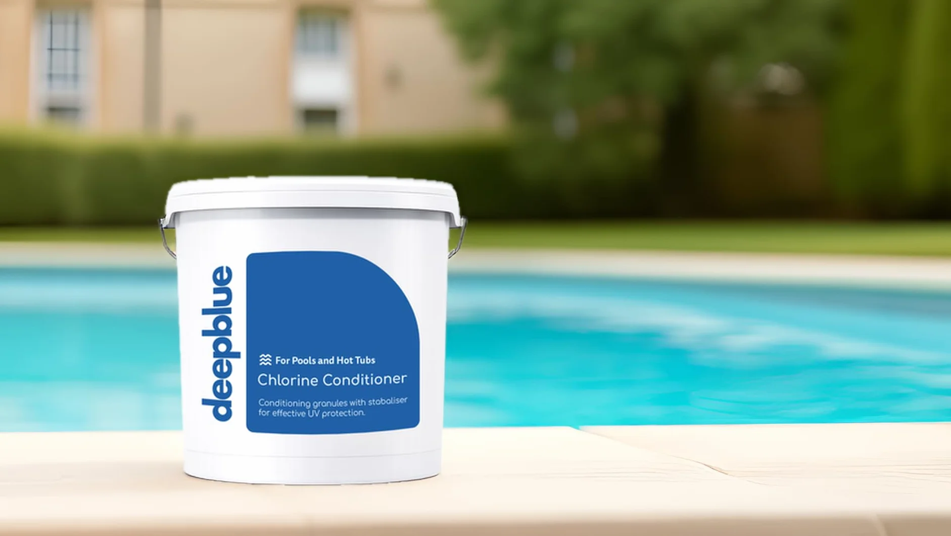 Deep Blue Pro Chlorine Conditioner and Stabiliser 2.5Kg Granular Formula for Pools Granules for Pool and Spa Water Care, 2.5Kg, Suitable for Hot Tub & Pool Maintenance