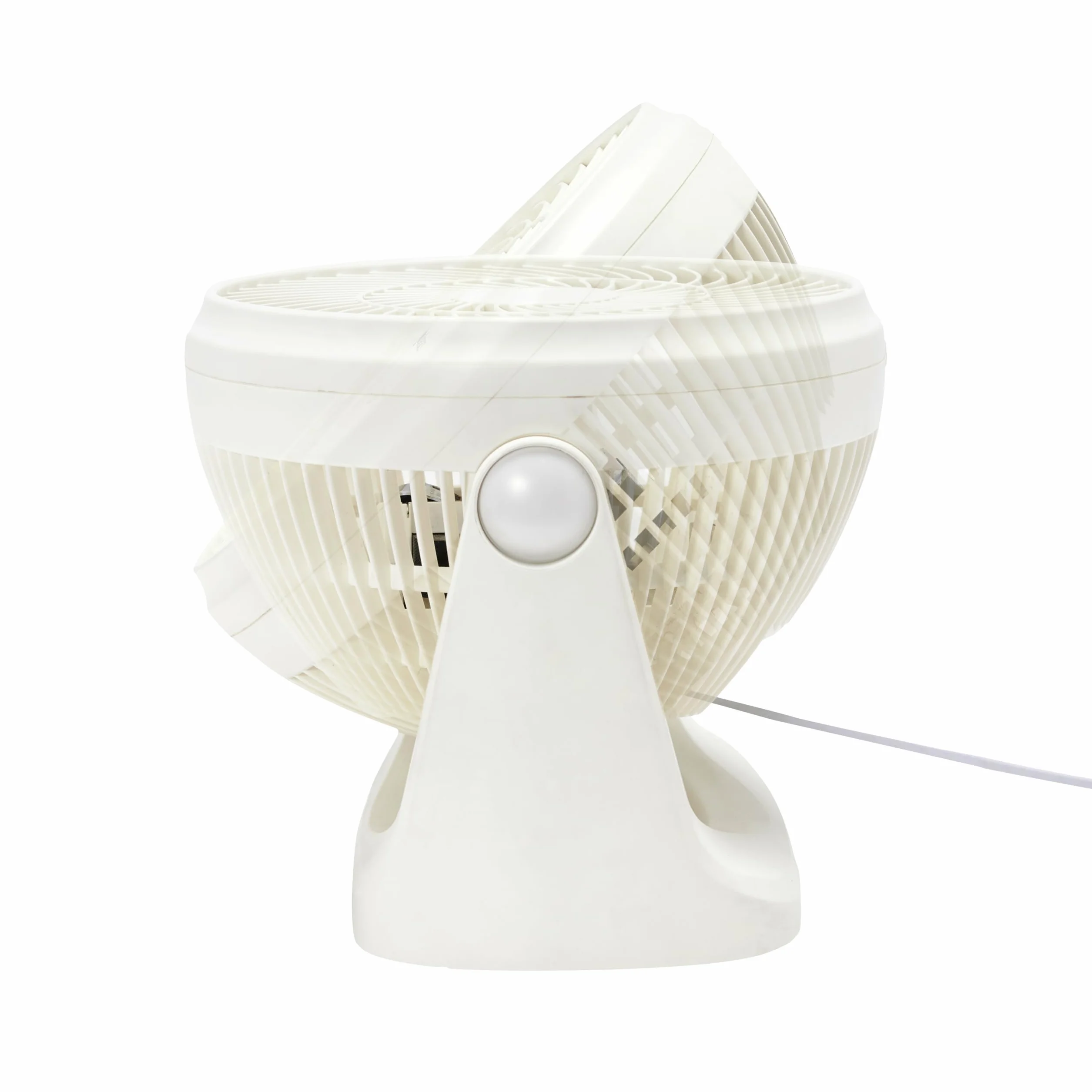 Amazon Basics Przenośny Wentylator Biurkowy, 18 cm, Chłodzenie o Niskim Poziomie Hałasu, 3 Prędkości, Regulacja Kąta w Zakresie 90°, Biały, 15,49 × 27,3 × 27,69 cm