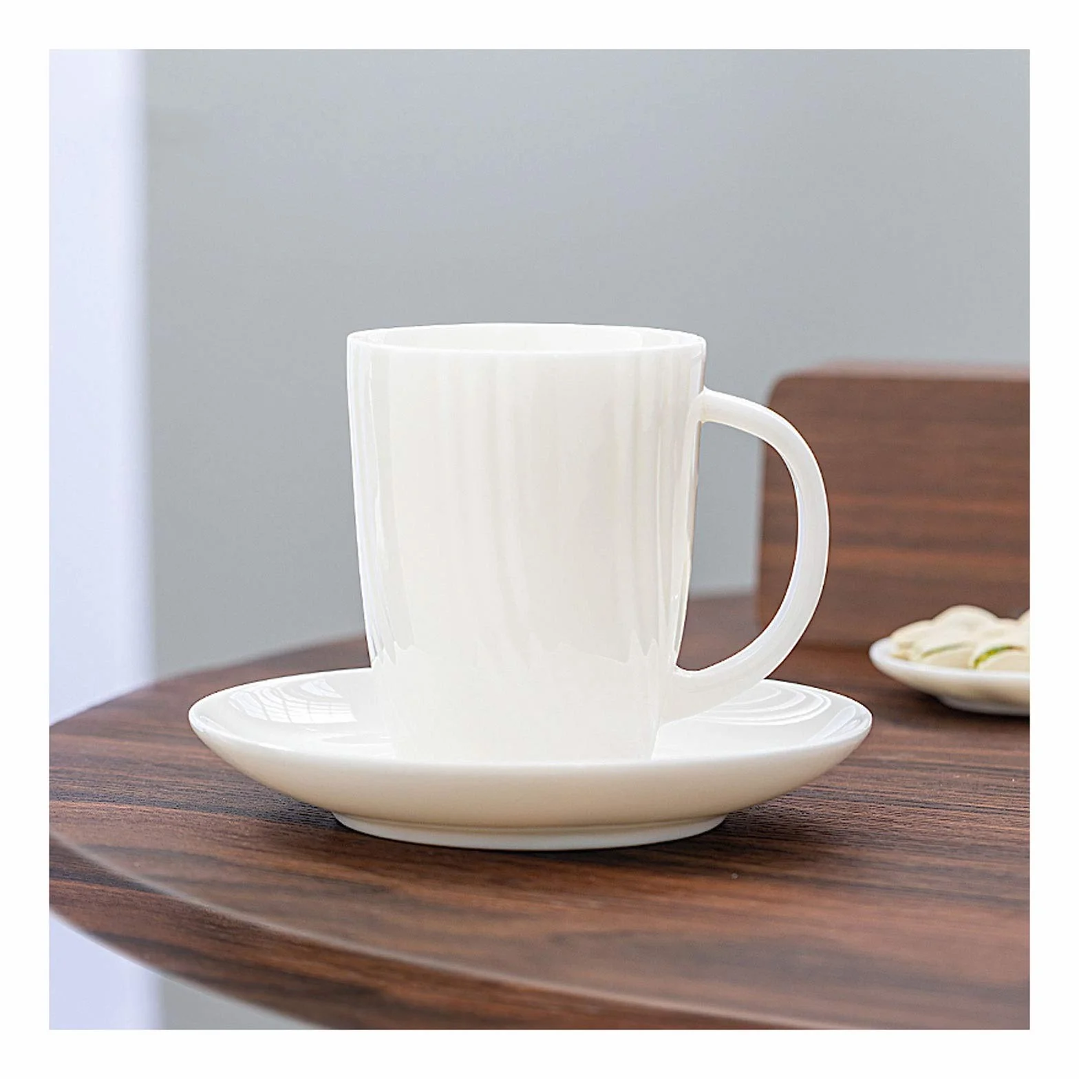 zxb-shop Ceramiczny kubek antyczny biały porcelanowy kubki do kawy i spodek 24 ml zestaw kubków do kawy ceramiczne kubki do kawy prezent idealny na napoje, gorącą czekoladę i herbatę kubek