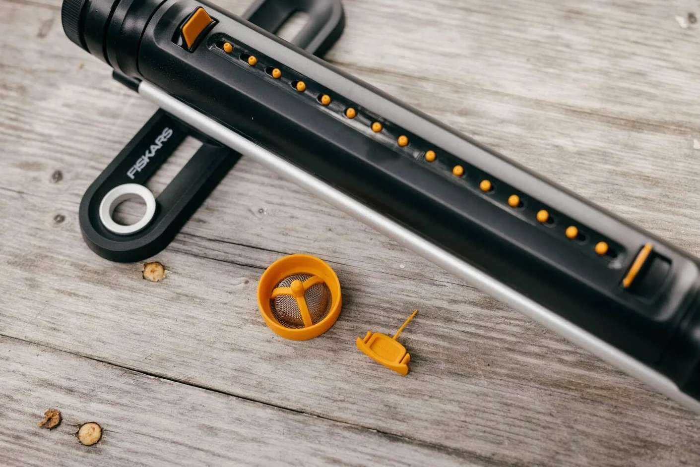 Fiskars X-Series Zraszacz wahadłowy (S-L)