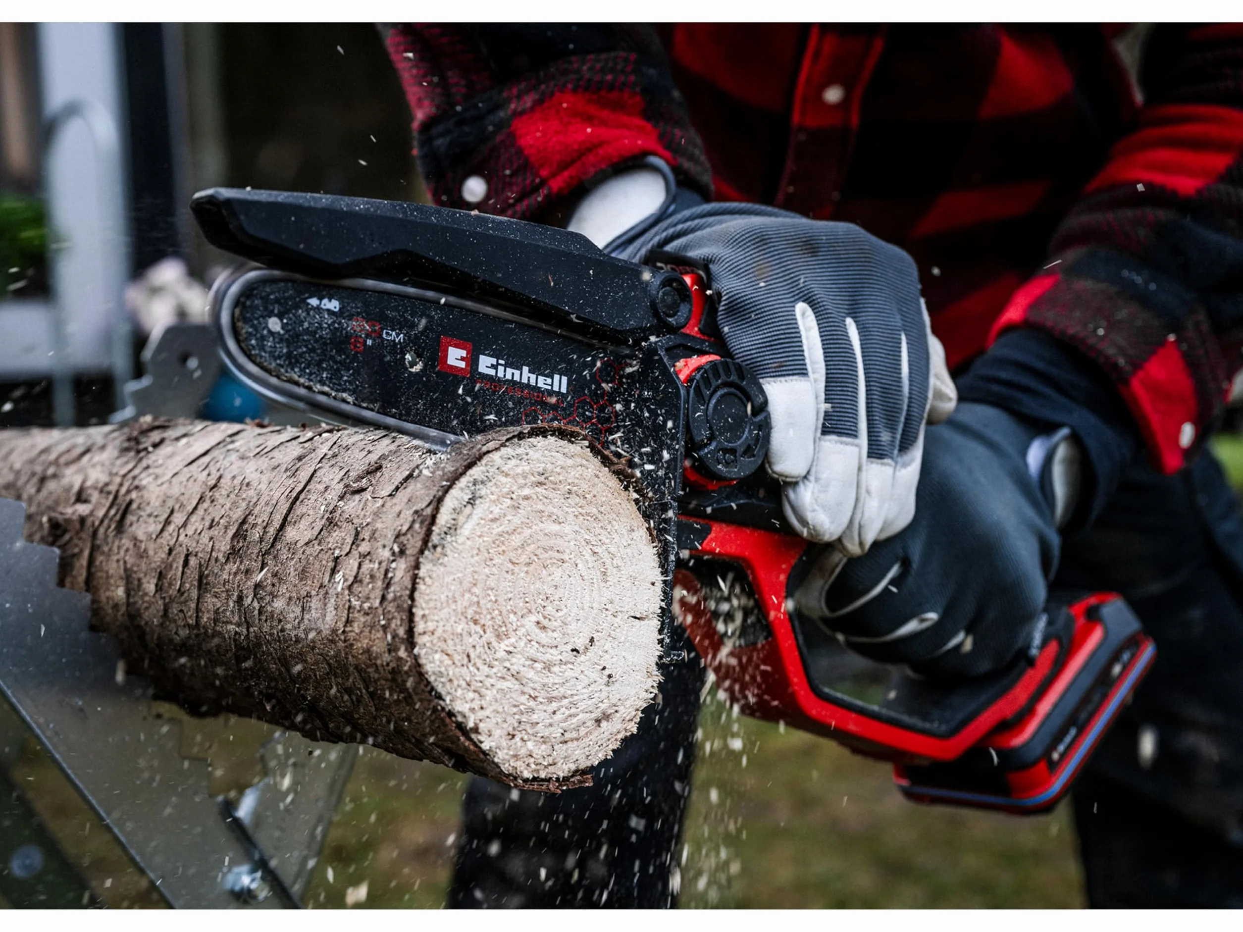 Einhell Profesjonalna akumulatorowa piła łańcuchowa GP-PS 18/20 Li BL-Solo Power X-Change (18 V, długość cięcia 15 cm, bezszczotkowa, prędkość łańcucha 8 m/s, automatyczne smarowanie łańcucha, bez