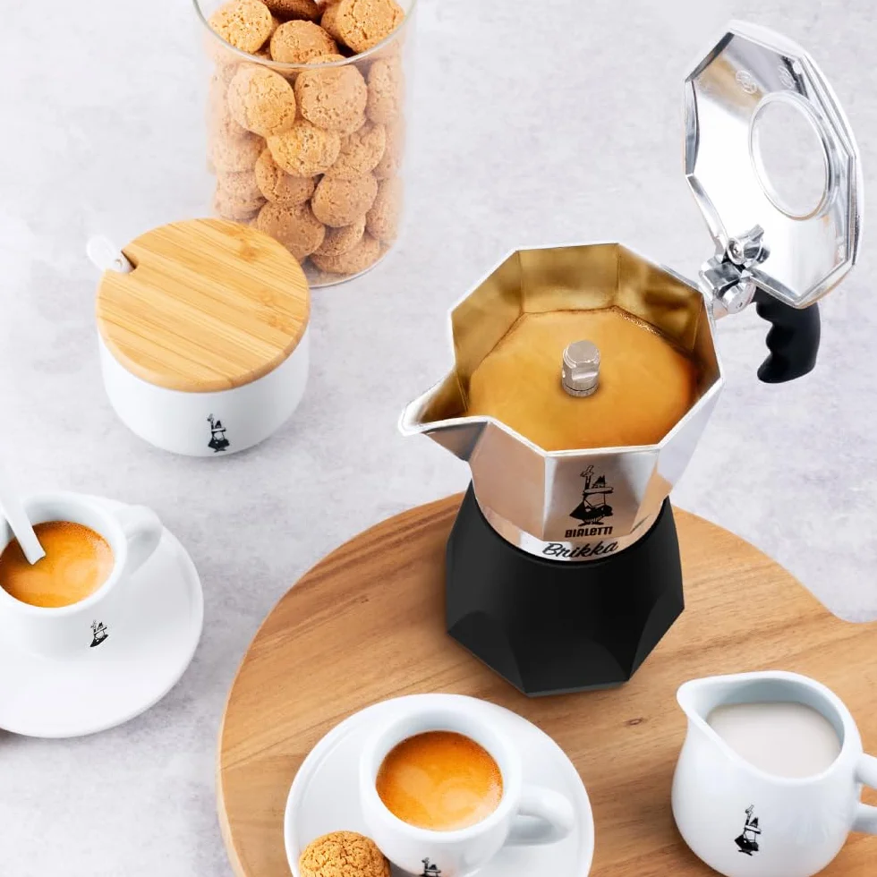 Bialetti New Brikka, Moka pot, jedyny ekspres do kawy zdolny do zrobienia kremowego espresso, 4 filiżanki, Aluminium