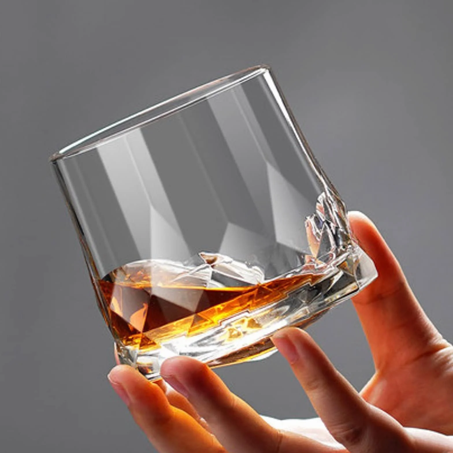 Generic Szklanka Do Wina 4-Szt Zestaw Kieliszków Whisky, Beczka Whisky, Whiszkocka, Bourbon, Koktajle Domowe Szklanki Do Wody Zestaw Naczyń Barnaczyń Szklanych/Czarny/270Ml