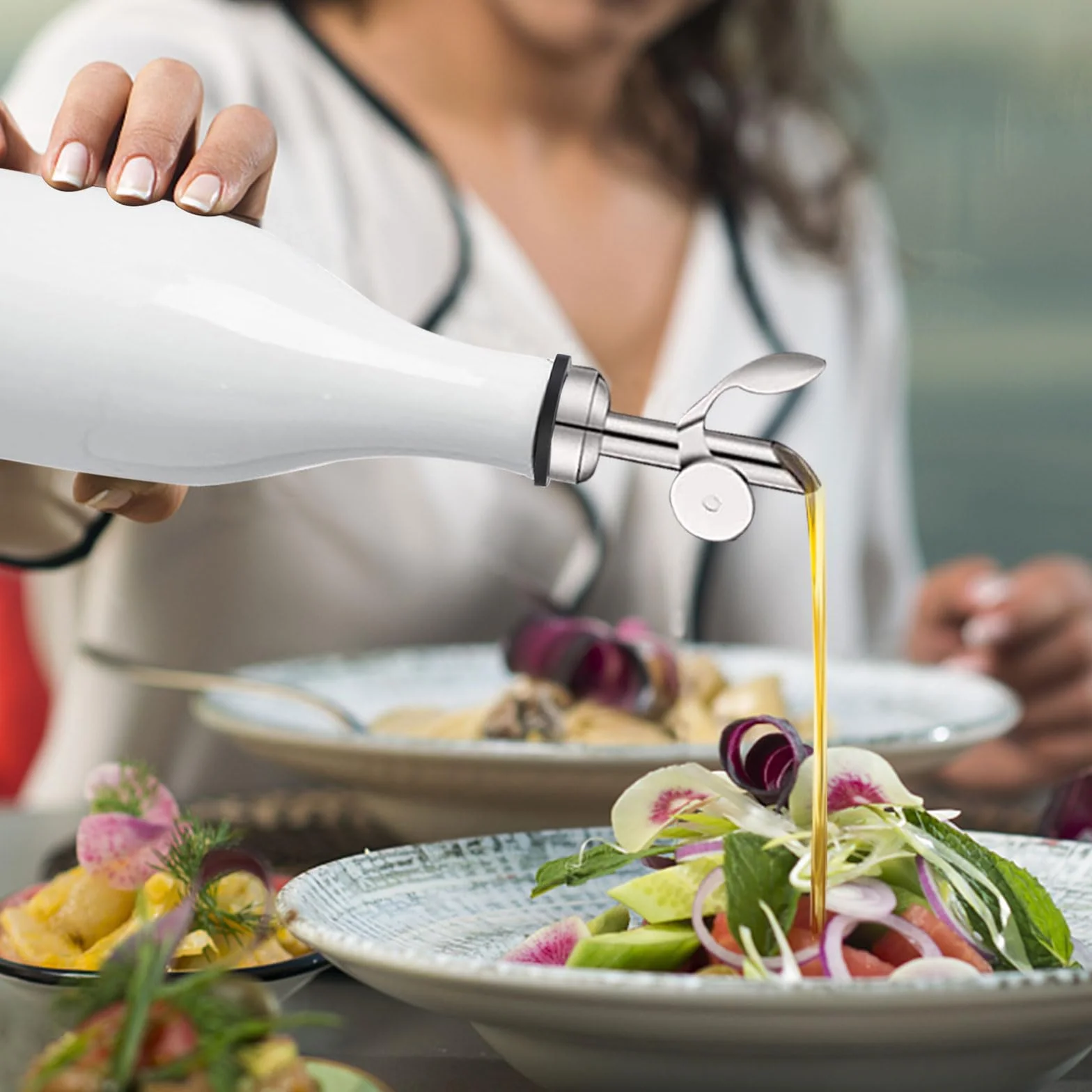 300 ml ceramiczna butelka na oliwę z oliwek, dozownik oliwy z oliwek, butelka na olej i ocet, zestaw z etykietką, lejek do przechowywania oleju, octu (biała)