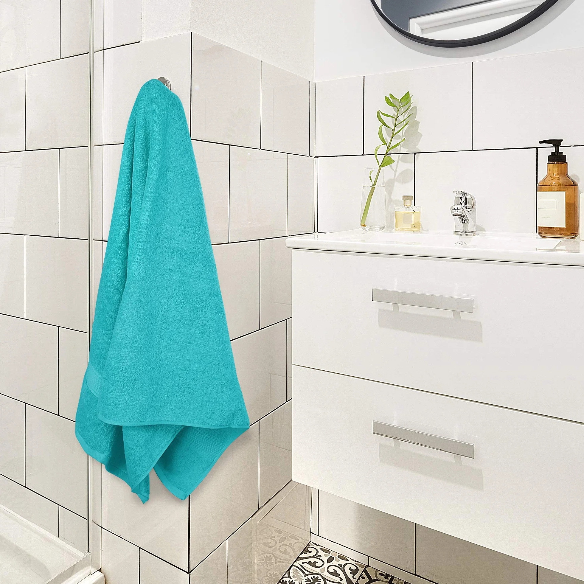 Utopia Towels - 4-częściowy zestaw ręczników kąpielowych (69 x 137 cm) Szybkoschnące, miękkie w dotyku ręczniki Premium ze 100% bawełny ring-spun, idealne do codziennego użytku (turkus)