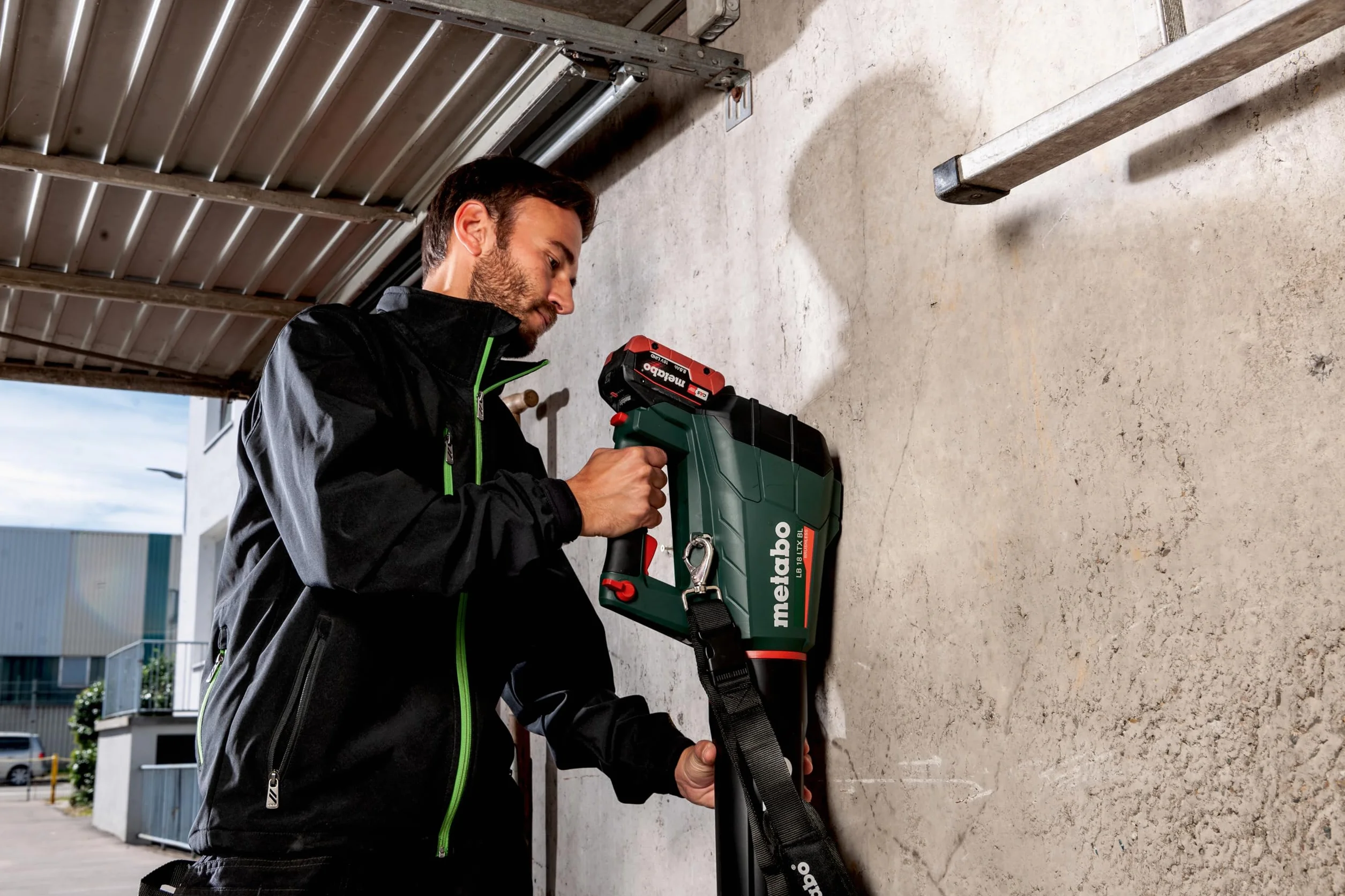 Metabo akumulatorowa dmuchawa do liści LB 18 LTX BL – 601607850 – 18 V – Cicha dmuchawa z mocnym silnikiem i stałą siłą nadmuchu – Bez akumulatora i ładowarki