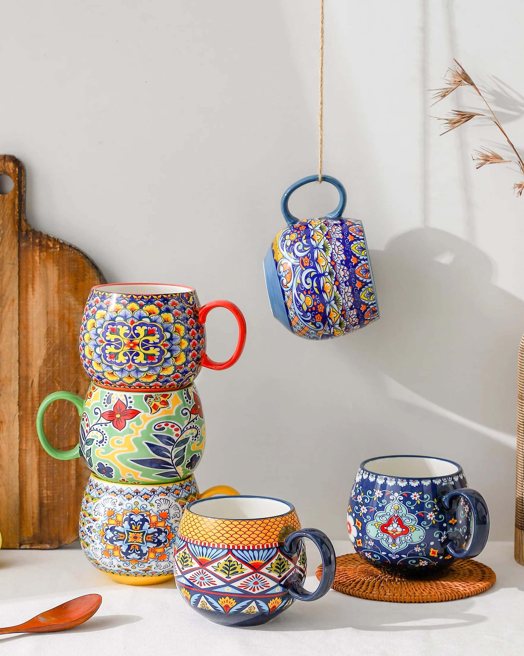 HENXFEN LEAD Zestaw filiżanek do cappuccino, 600 ml, porcelanowe filiżanki do kawy z uchwytem, 6 porcelanowych filiżanek do herbaty, kawy, mleka, cappuccino, z wzorem, kolorowe, styl boho