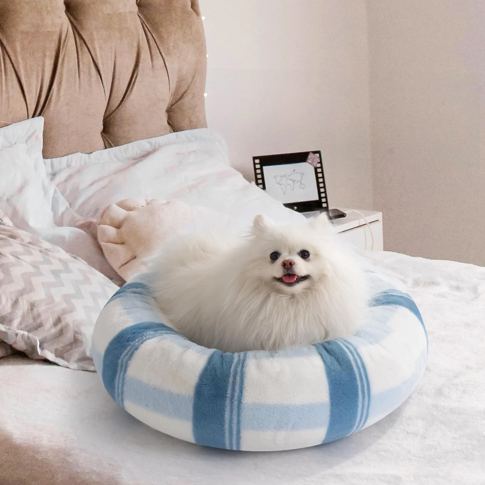 MEWOOFUN Sofa dla kota, legowisko puszyste, niebieski w kratę, M