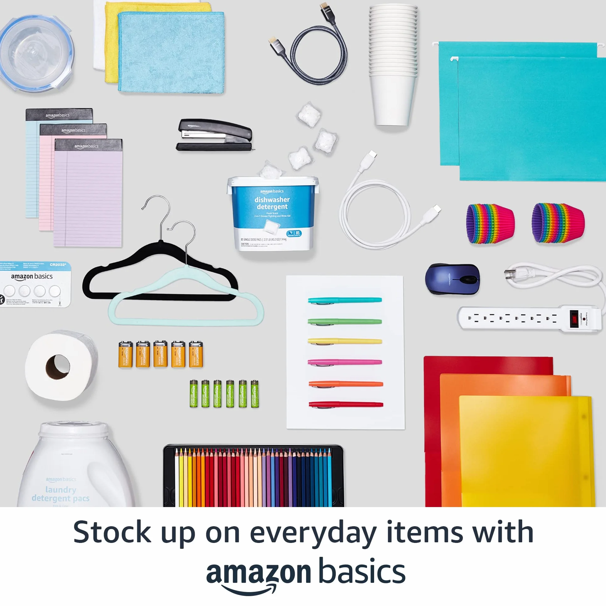 Aksamitne Antypoślizgowe Wieszaki na Ubrania dla Niemowląt i Małych Dzieci Amazon Basics Kids, 29,5 cm (11,6 cala), Opakowanie 50 Sztuk, Niebieski