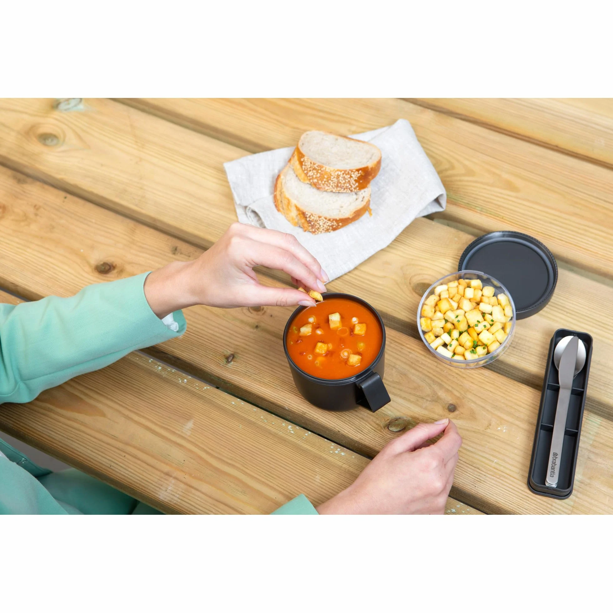 Brabantia - Make & Take Kubek na Zupę 0.6L - Odkręcany Pojemniki na Dodatki (180 ml) & Uchwytem - Szczelny - Nadaje się do Zamrażarki, Zmywarki & do Mikrofalówki - Dark Grey