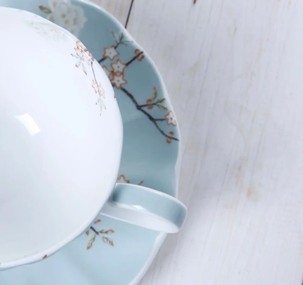 Kubki Kubki Styl Zestaw Filiżanek Do Kawy Luksusowy Prezent Kreatywność Filiżanki Do Herbaty I Filiżanki do Kawy Zestaw Spodków Piękne Ceramiczne Kubki Do Kawy (Kolor: C, Rozmiar: 200 ml)