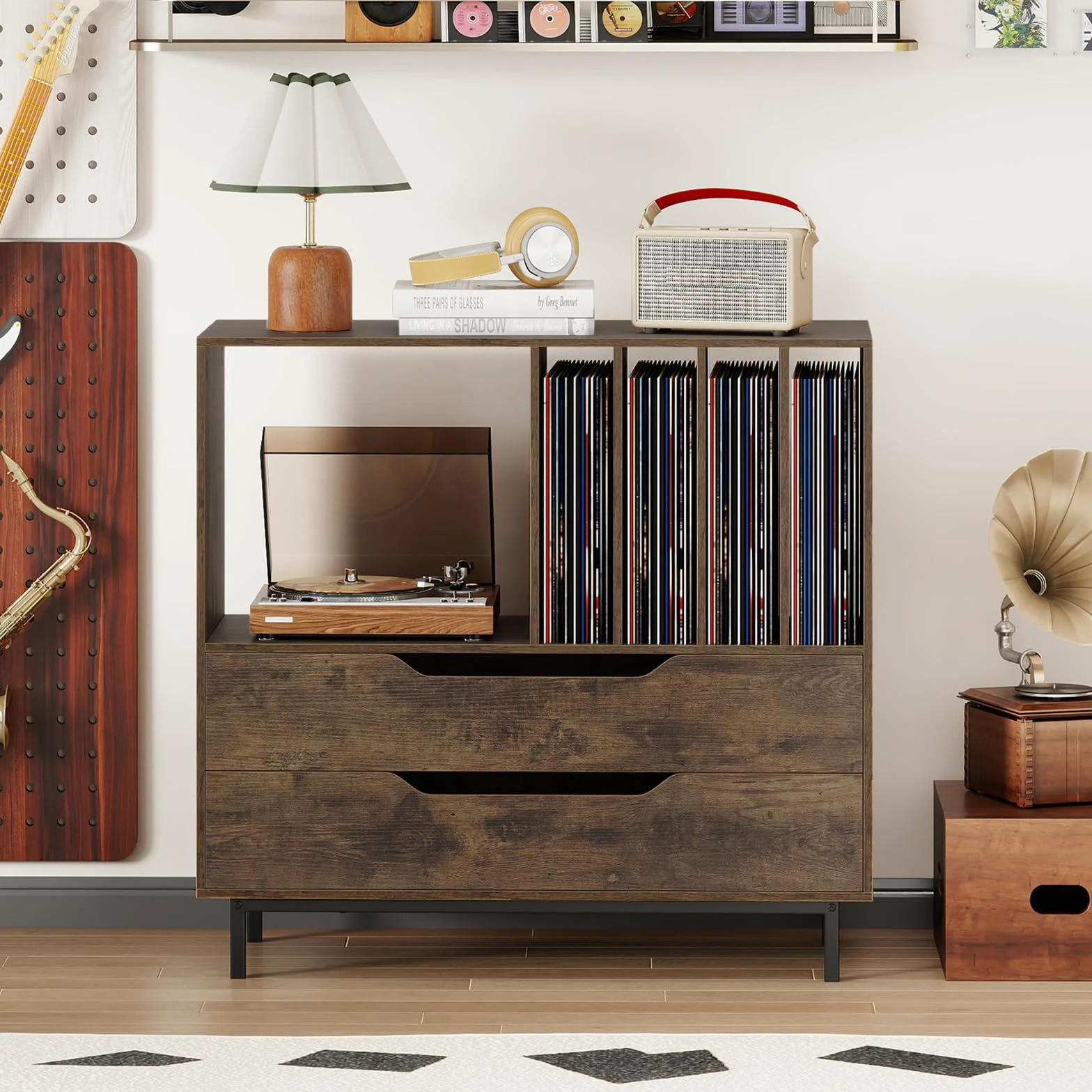 COSTWAY Stojak na Gramofon w Stylu Retro, Szafka na Płyty Winylowe z Otwartą Półką, 4 Przegrody na Winyle i 2 Szuflady, Stół Muzyczny do Salonu i Sypialni, Brązowy