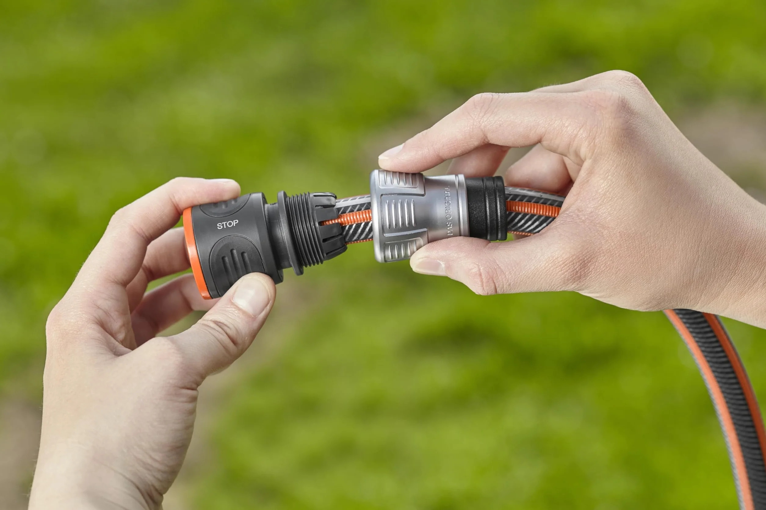 Gardena zestaw podstawowy Premium: zestaw przyłączeniowy z pistoletem zraszającym, z przyłączami do węży 13 mm (1/2") i 15 mm (5/8”) (18298-20)