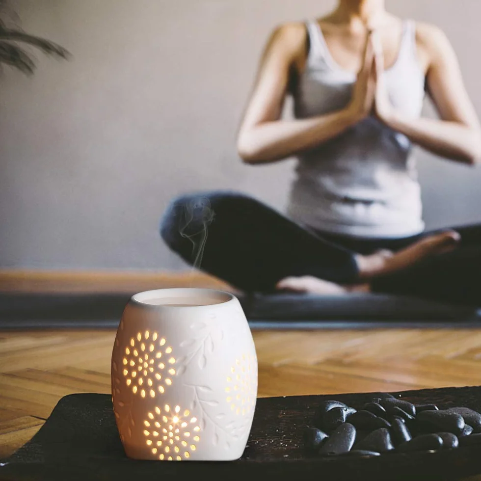 ecooe lampka aromatyczna świecznik na tealighty lampka aromatyczna wykonana z ceramicznej bieli z dyfuzorem zapachowym z łyżeczką świecową