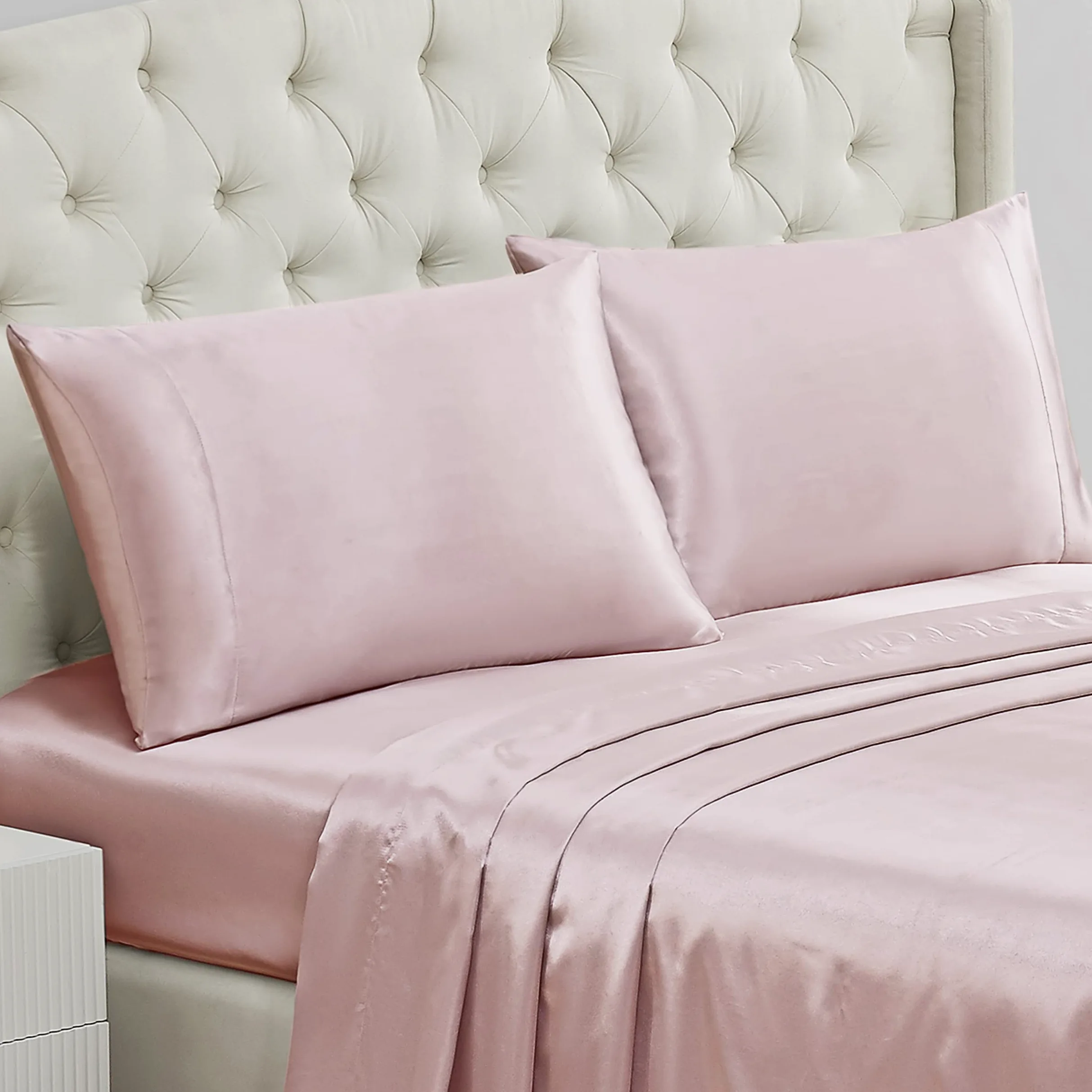 Juicy Couture Satynowa poszewka na poduszkę do włosów i skóry, różowa, queen, zestaw 2 szt., jedwabiście satynowa, chłodząca, z zamknięciem kopertowym