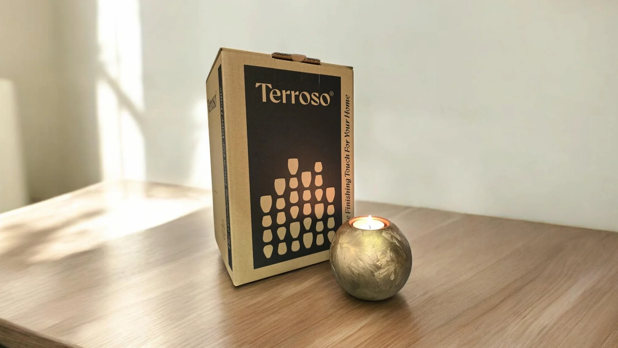 Urna Terroso z psem i kotem ze szkła 200 ml złoty mróz