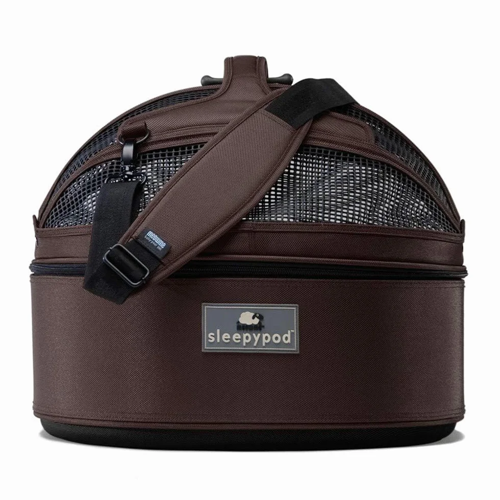 Sleepypod Medium torba do noszenia psa, torba do przenoszenia kota, kosz do spania, przenośne legowisko dla zwierząt domowych, ciemna czekolada