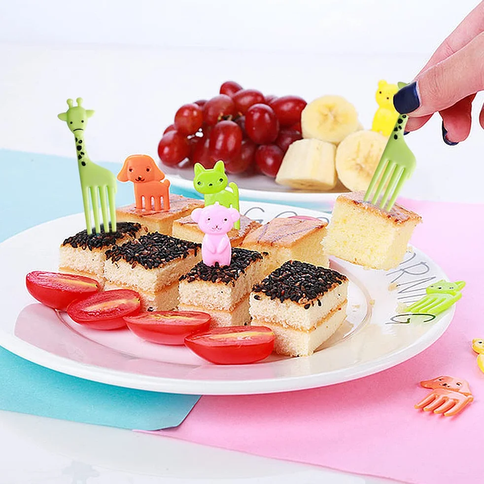 60 sztuk mini widelców z rysunkami zwierząt i owoców z tworzywa sztucznego, 8 rozmiarów, widelce do szaszłyków, do fingerfoodu, widelce owocowe, wielokrotnego użytku, zębatki owocowe do pudełka na