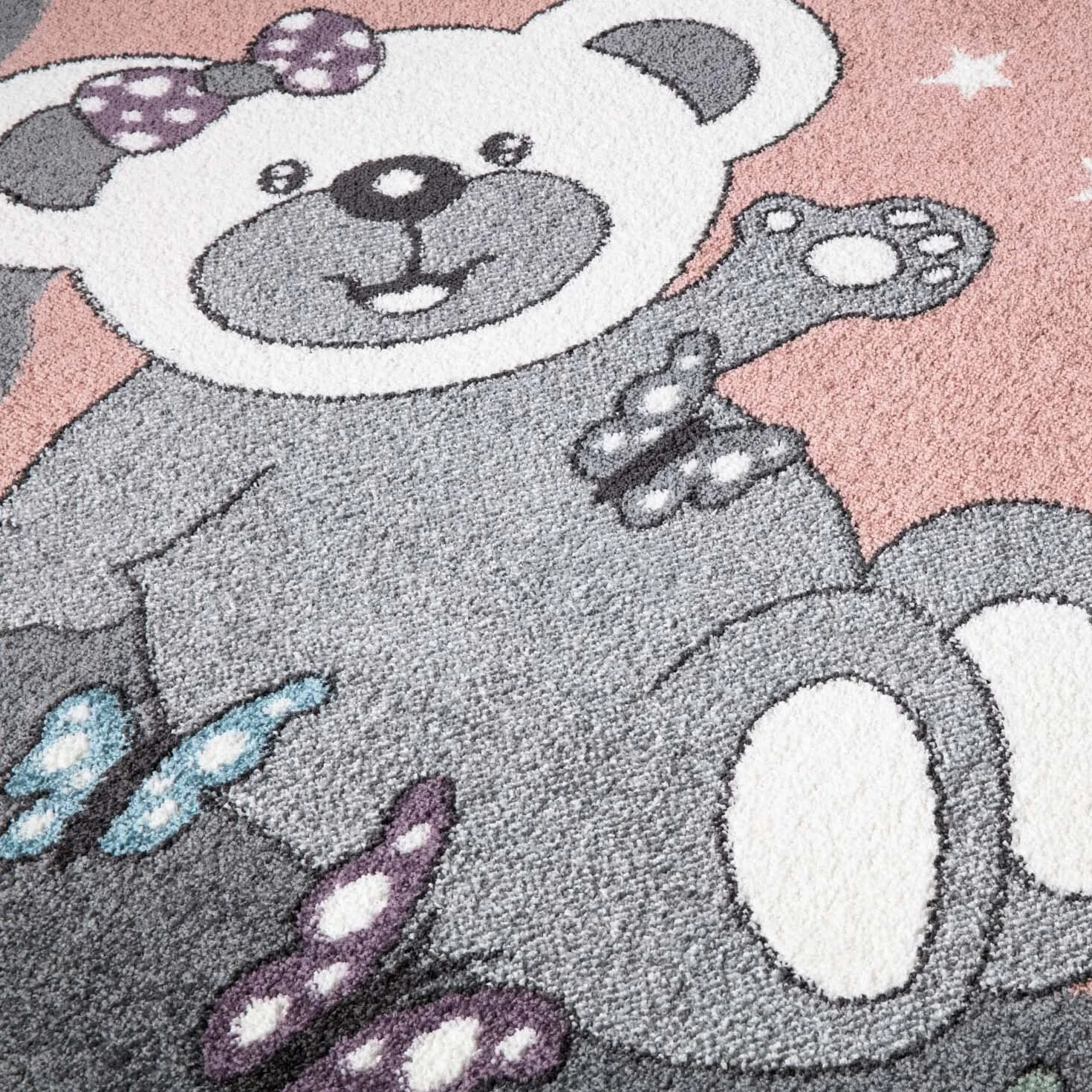 carpet city Dywan do pokoju dziecięcego, motyw: miś – różowy, szary, 120 x 160 cm – dywan dziecięcy z krótkim włosiem z gwiazdami, motylami – miękkie runo