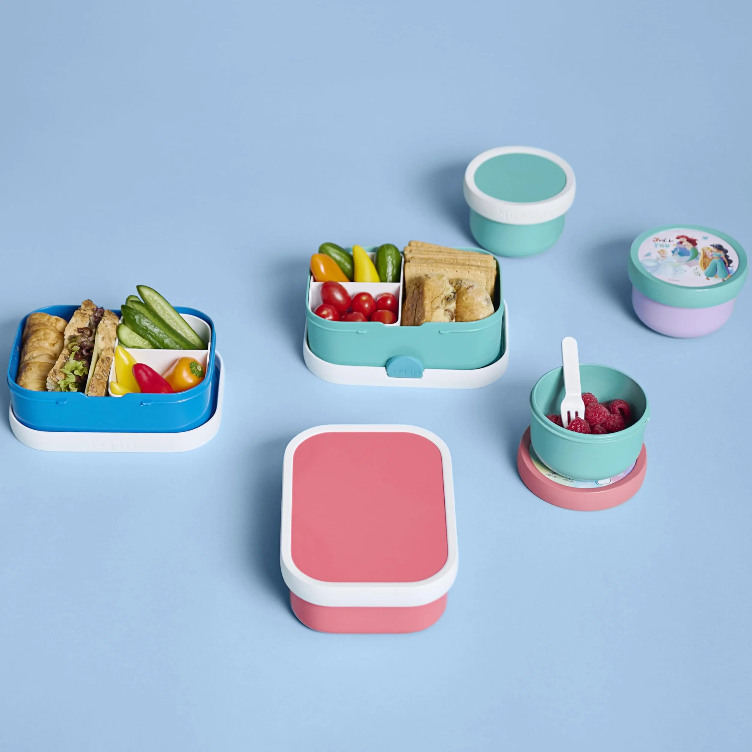 Mepal Pudełko na Lunch dla Dzieci Campus, Pudełko Bento, Pudełko na Przekąski Z Zapięciem na Klips, Bez BPA, Nadaje się do Mycia w Zmywarce, 750 ml, Cool Blue