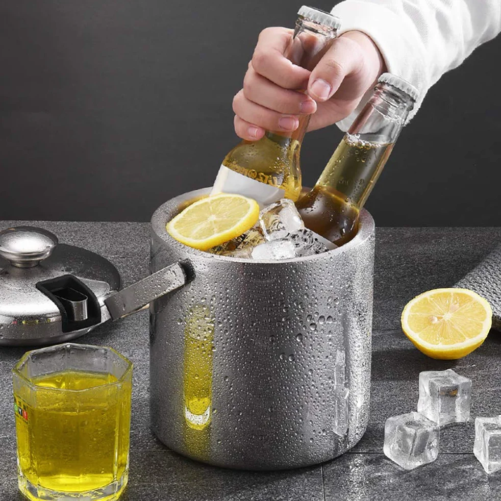 Wiaderko na kostki lodu Henoot 1,3 l Premium z pokrywką i szczypcami Wiaderko do szampana ze stali nierdzewnej Wiaderko na lód Dwuścienne izolowane wiaderko na lód ze stali nierdzewnej z uchwytem Odpowiednie do baru