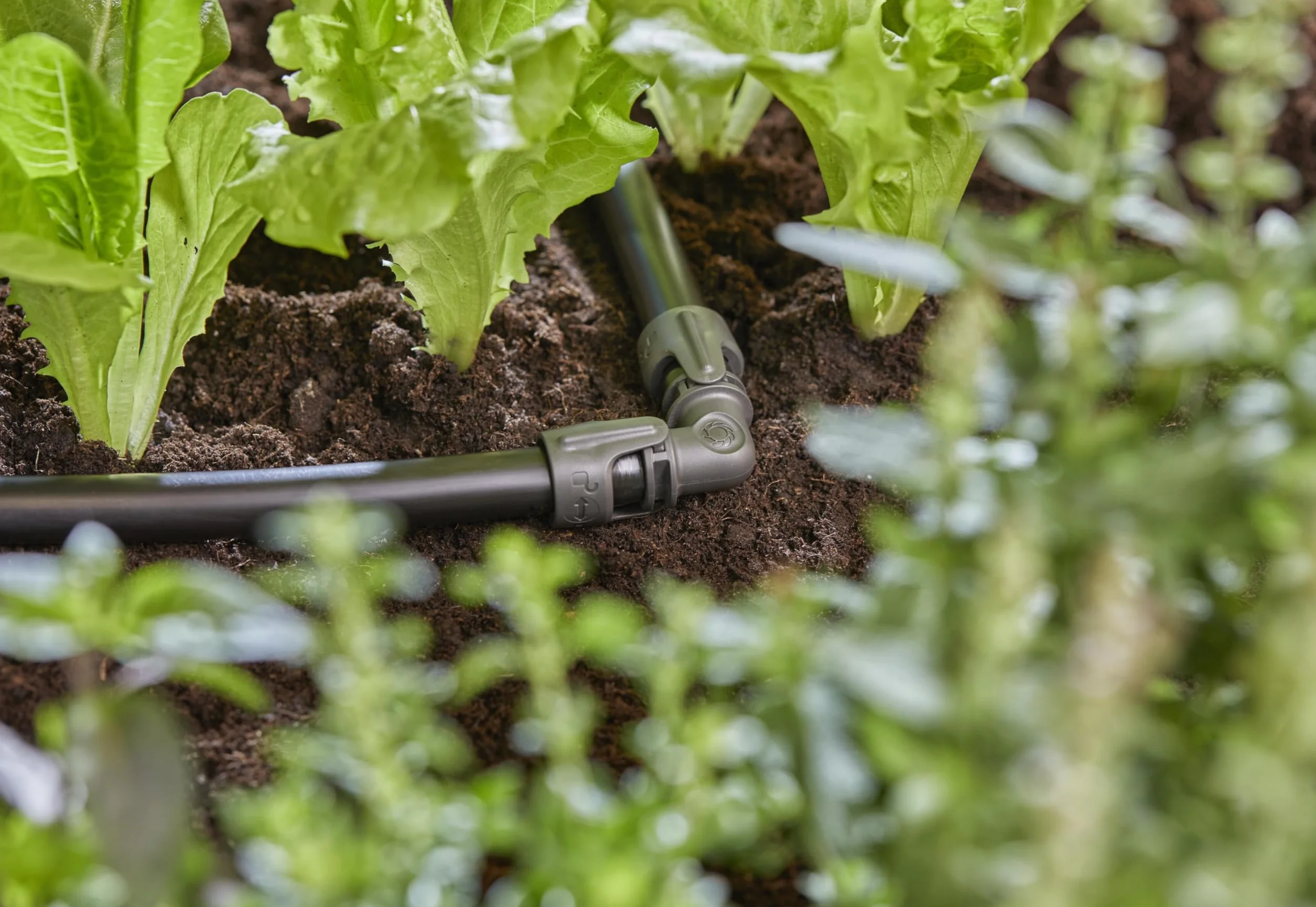 Gardena System Micro-Drip element L 13 mm (1/2 cala): Łącznik rurowy do zmiany kierunku rur instalacyjnych 13 mm, montaż bez narzędzi, możliwość ponownego zastosowania (13202-20)