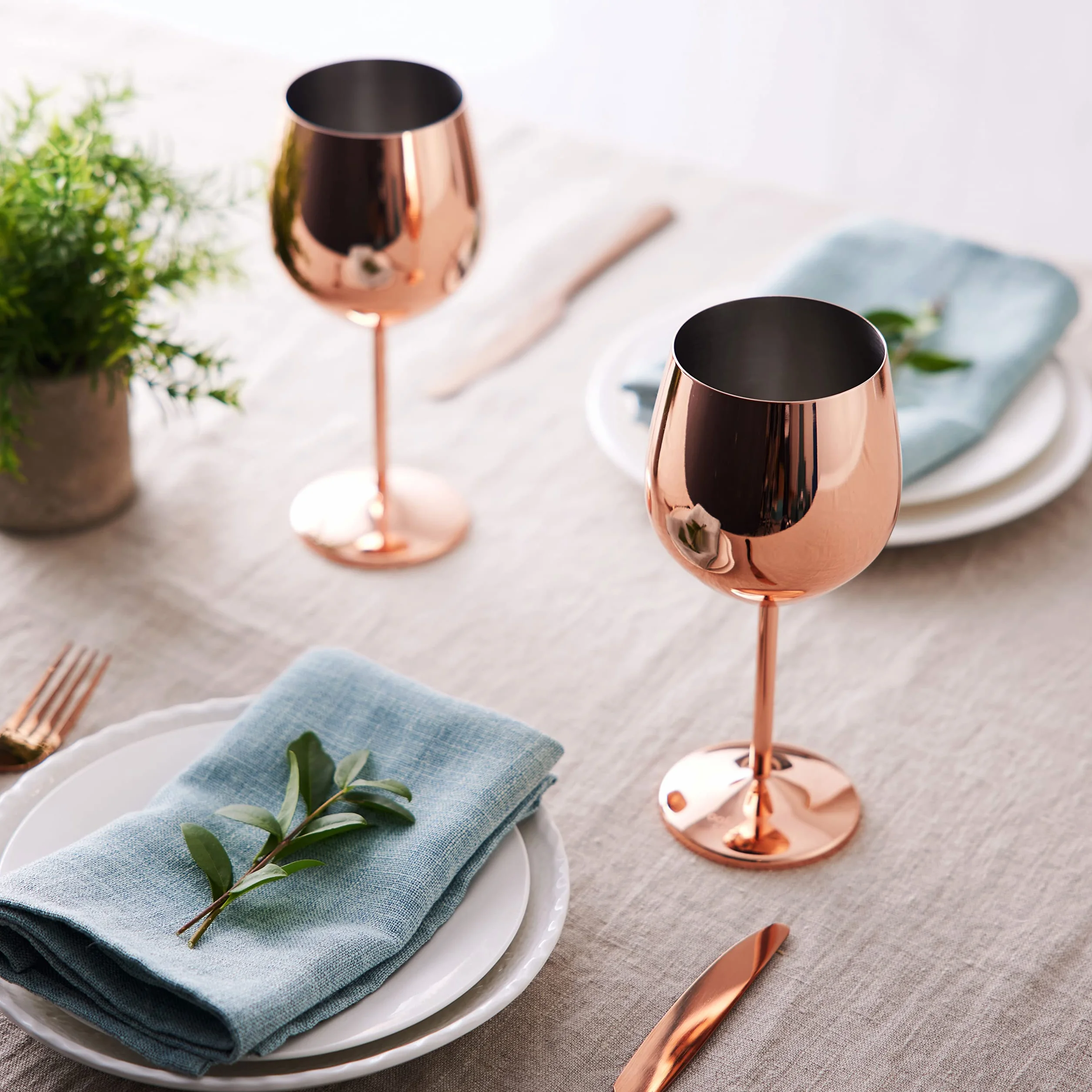 Oak & Steel - 4 eleganckie kieliszki do wina ze stali nierdzewnej, miedziane, różowe złoto, 520 ml, zestaw upominkowy, do domowego baru, na wesela, rocznicę, przyjęcie urodzinowe