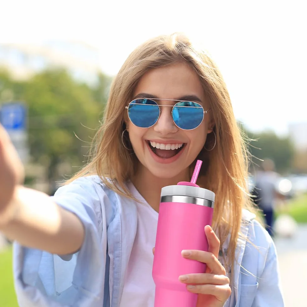 AUAUY 10 sztuk kolorowych słomek zamiennych do Stanley 40 oz 30 oz Tumbler, słomki do tumblerów z szczotką do czyszczenia, wielokrotnego użytku brokatowe słomki do akcesoriów Stanley Cup