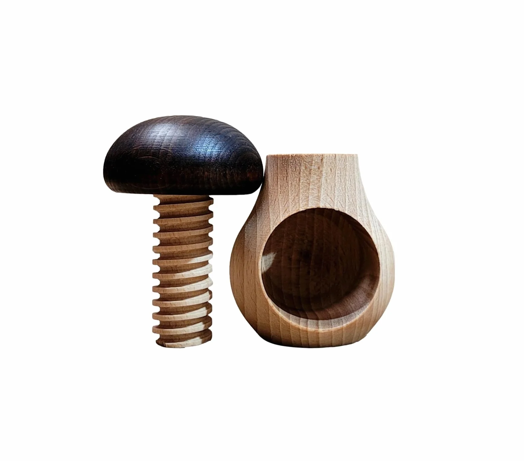 Wooden World Zestaw 2 dziadków do orzechów ciemnobrązowych i muchomora z naturalnego drewna bukowego – bardzo solidny grzyb
