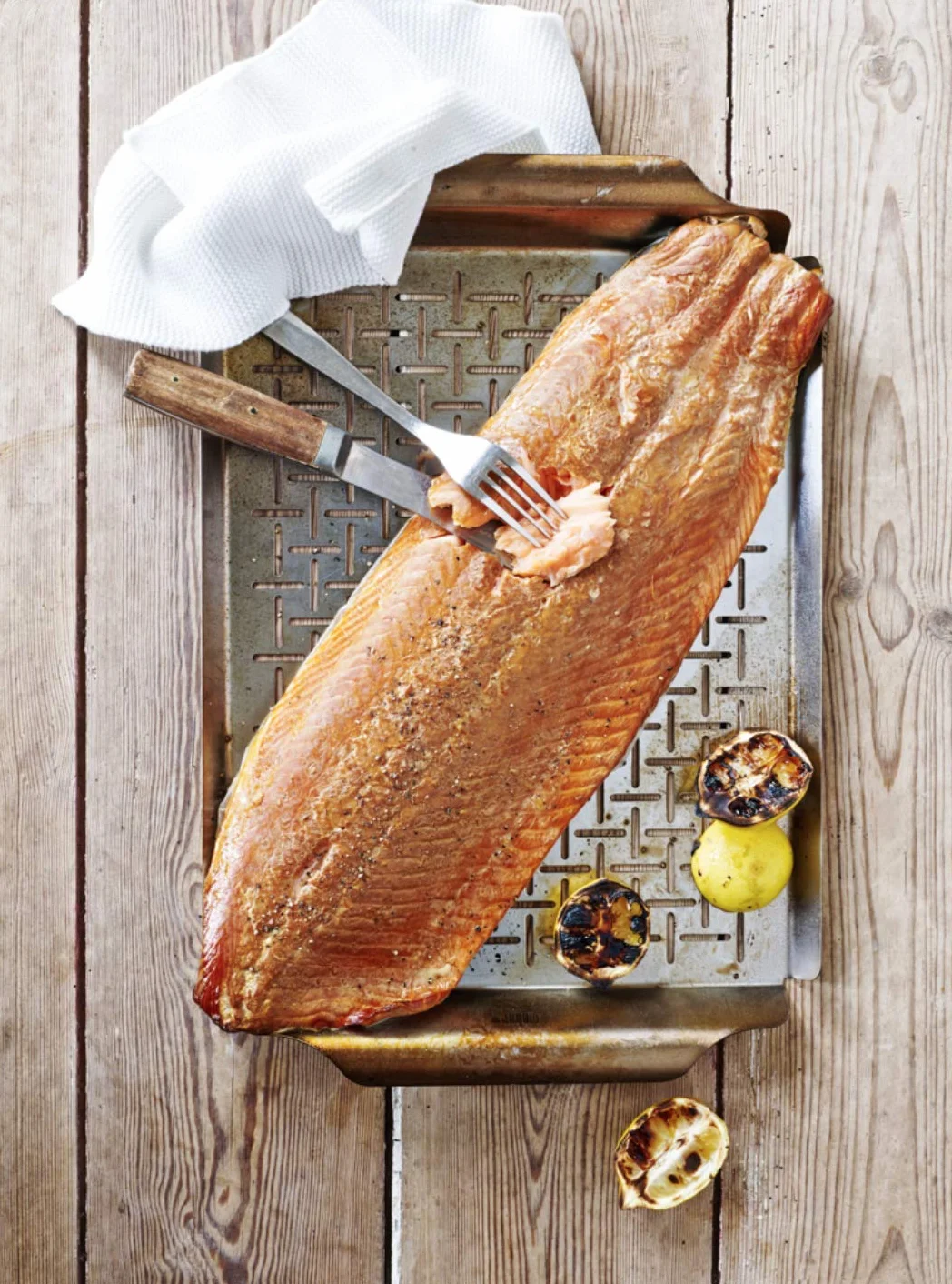 Weber Deluxe Patelnia grillowa (44 x 39 cm) - Patelnia grillowa do BBQ ze stali nierdzewnej, idealna do smażenia warzyw i owoców morza - Srebrny (6435)