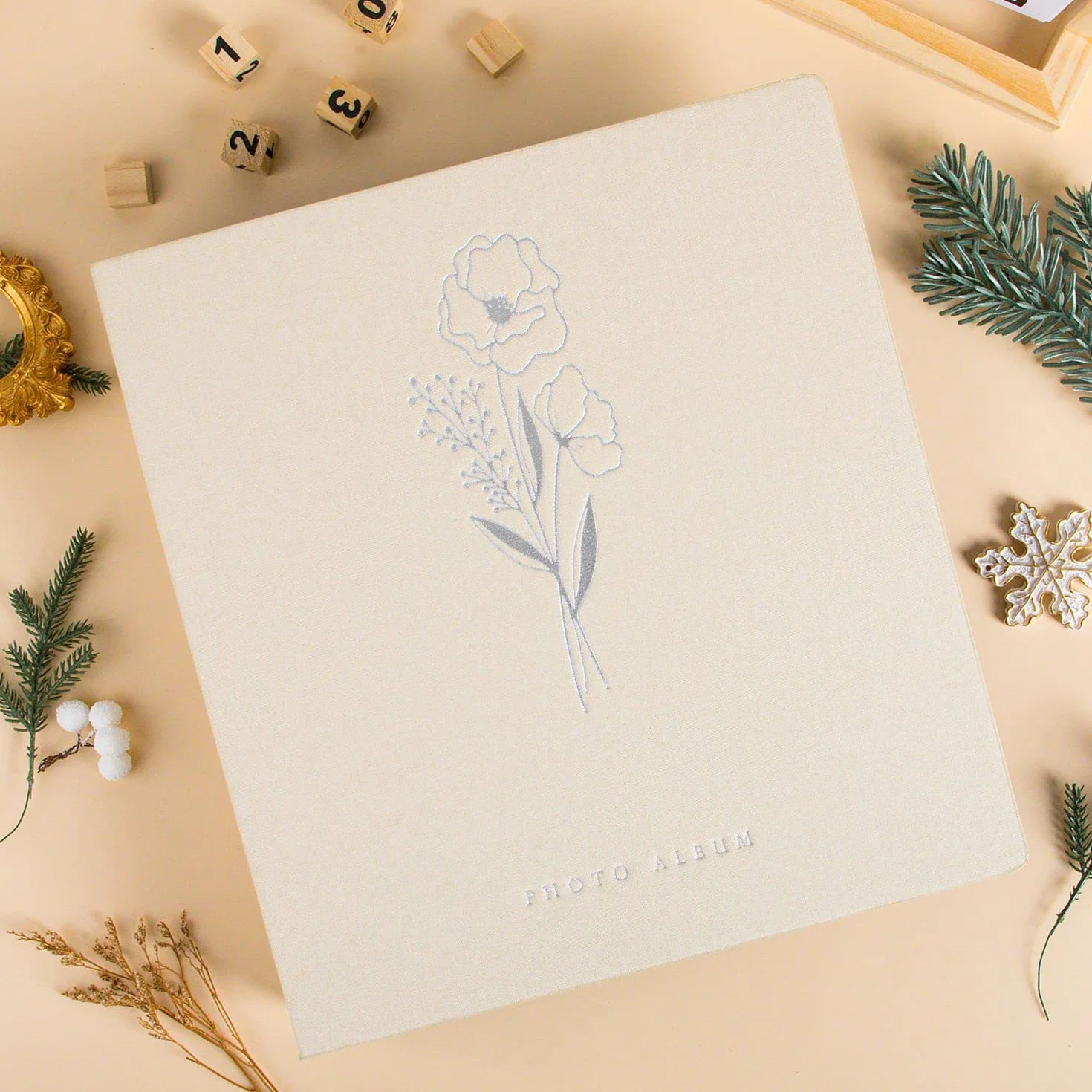 Lanpn Album na zdjęcia, lniany, 600 kieszeni, pomieści zdjęcia poziome i pionowe w rozmiarze 10 x 15 cm, beżowy