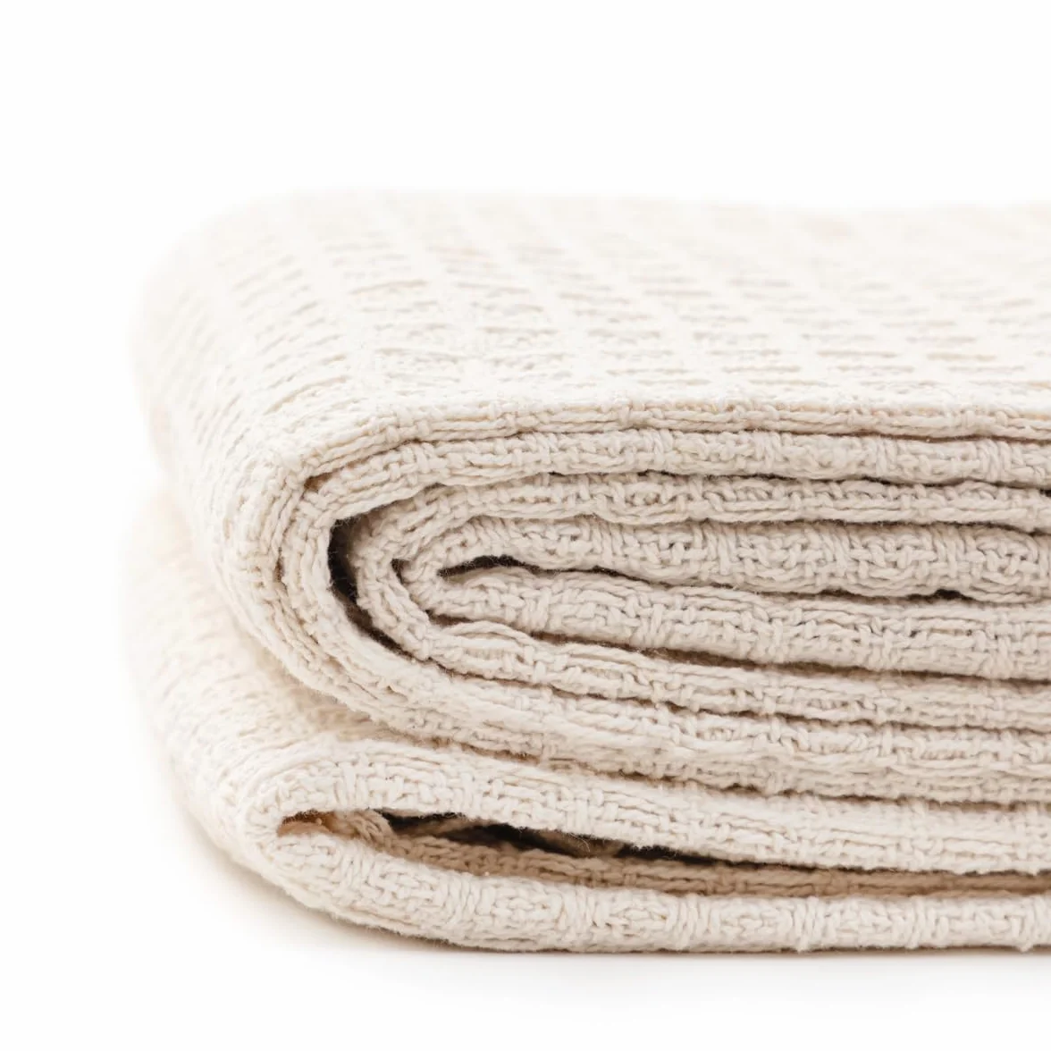 HOMLA Vaffel Bawełniany pled z frędzlami – miękki koc na kanapę i łóżko – subtelna dzianina bawełniana – 130 x 170 cm – naturalny kolor