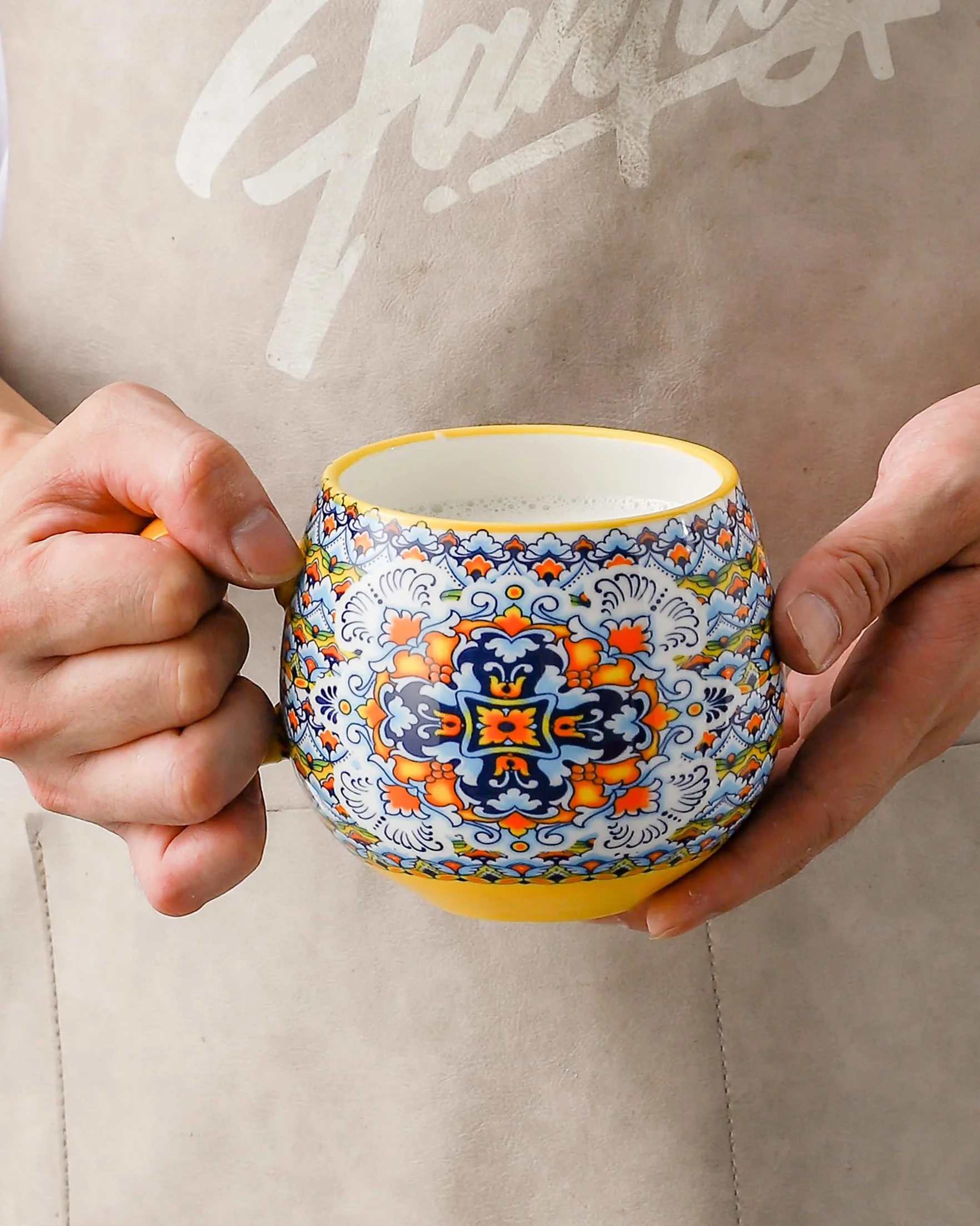 HENXFEN LEAD Zestaw filiżanek do cappuccino, 600 ml, porcelanowe filiżanki do kawy z uchwytem, 6 porcelanowych filiżanek do herbaty, kawy, mleka, cappuccino, z wzorem, kolorowe, styl boho