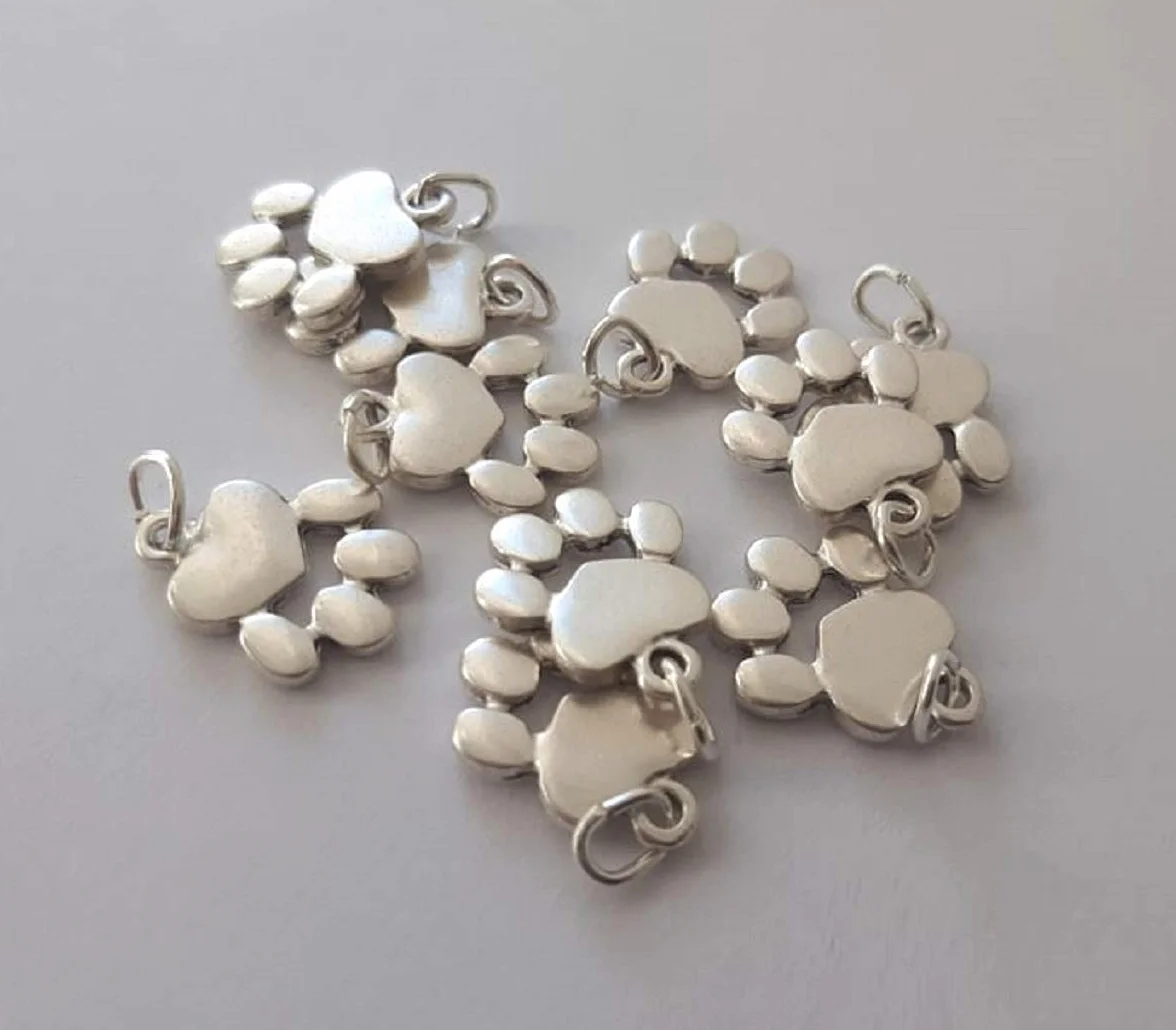 Srebrne pozłacane zawieszki w kształcie łapy psa i kota 10 sztuk charms do biżuterii