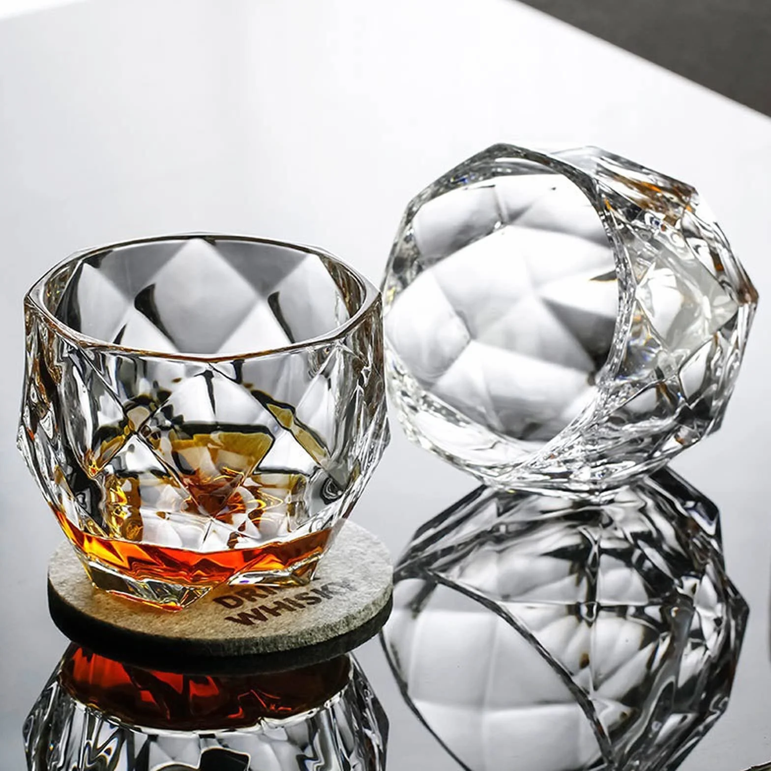 Szklanki do wody Szklanki do picia Szklanki do whisky Diamond Cut Whisky Prism Crystal Old Fashioned Glass Vodka Tumbler Chivas Wine Cup Szklane kubki (Rozmiar: 350 ml, Kolor: 2 szt) (1 szt 350 ml)