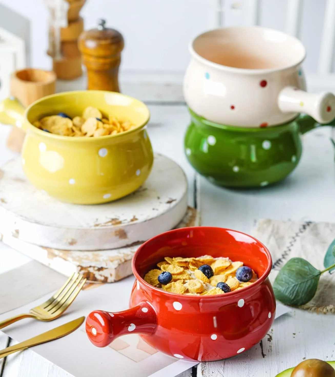 Elegancki ceramiczny zestaw zastawy stołowej z talerzami do serwowania, miseczkami do zupy i uchwytem na krakersy, trwała zastawa stołowa do rodzinnych posiłków, rozrywkowych gości, codziennego użytku