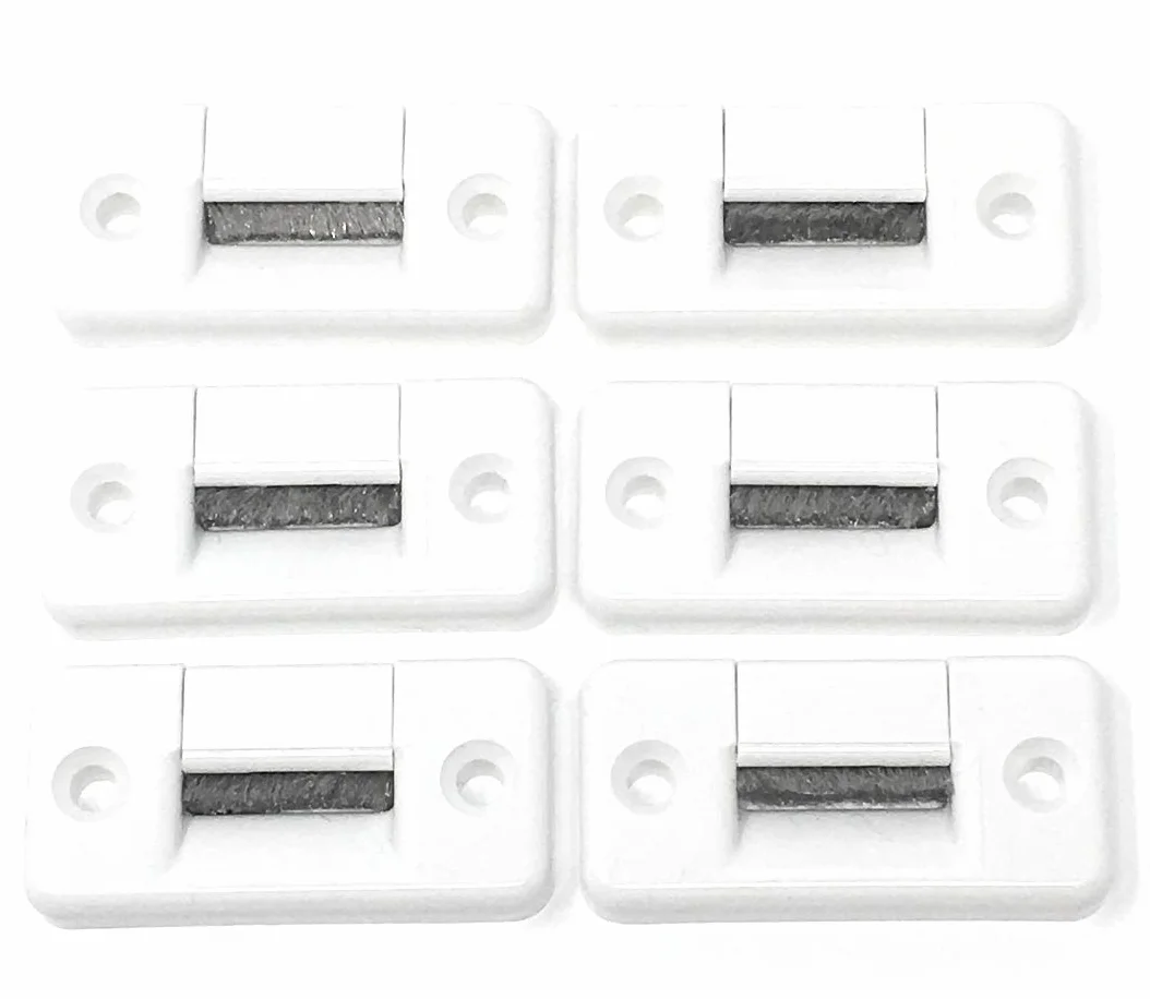 6 x przepust pasa maxi do 23 mm szerokości pasa – dwuczęściowy – bez konieczności demontażu pasa, 60 x 30 mm, rozstaw otworów 44 mm
