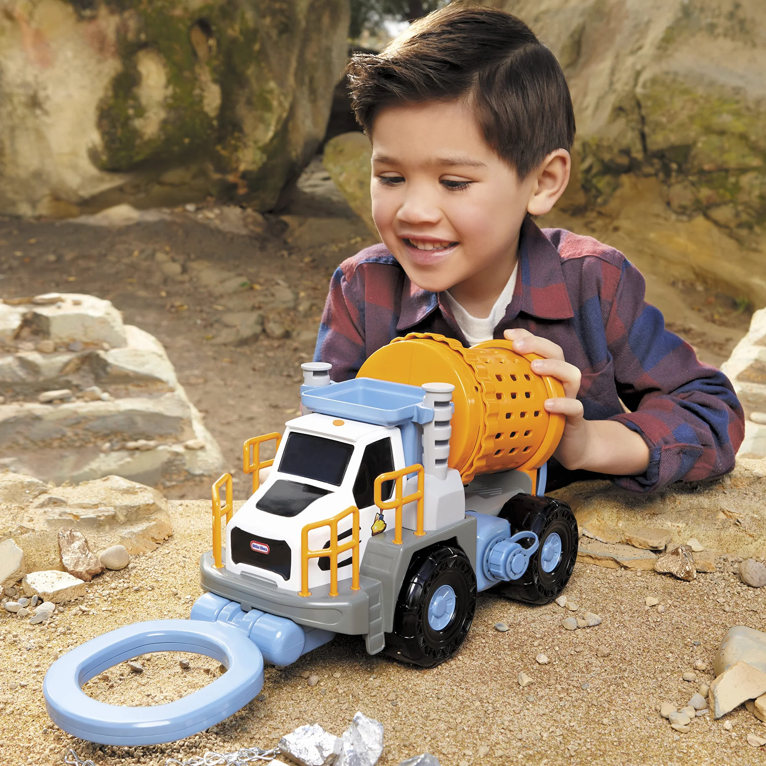Little Tikes Big Adventures Metal Detector Mining Truck STEM Toy - Pojazd z Działającym Wykrywaczem Metali, Bębnem do Skał, Łopatami i Zbiornikiem na Wodę - Dla Dziewczynek i Chłopców w Wieku 3+
