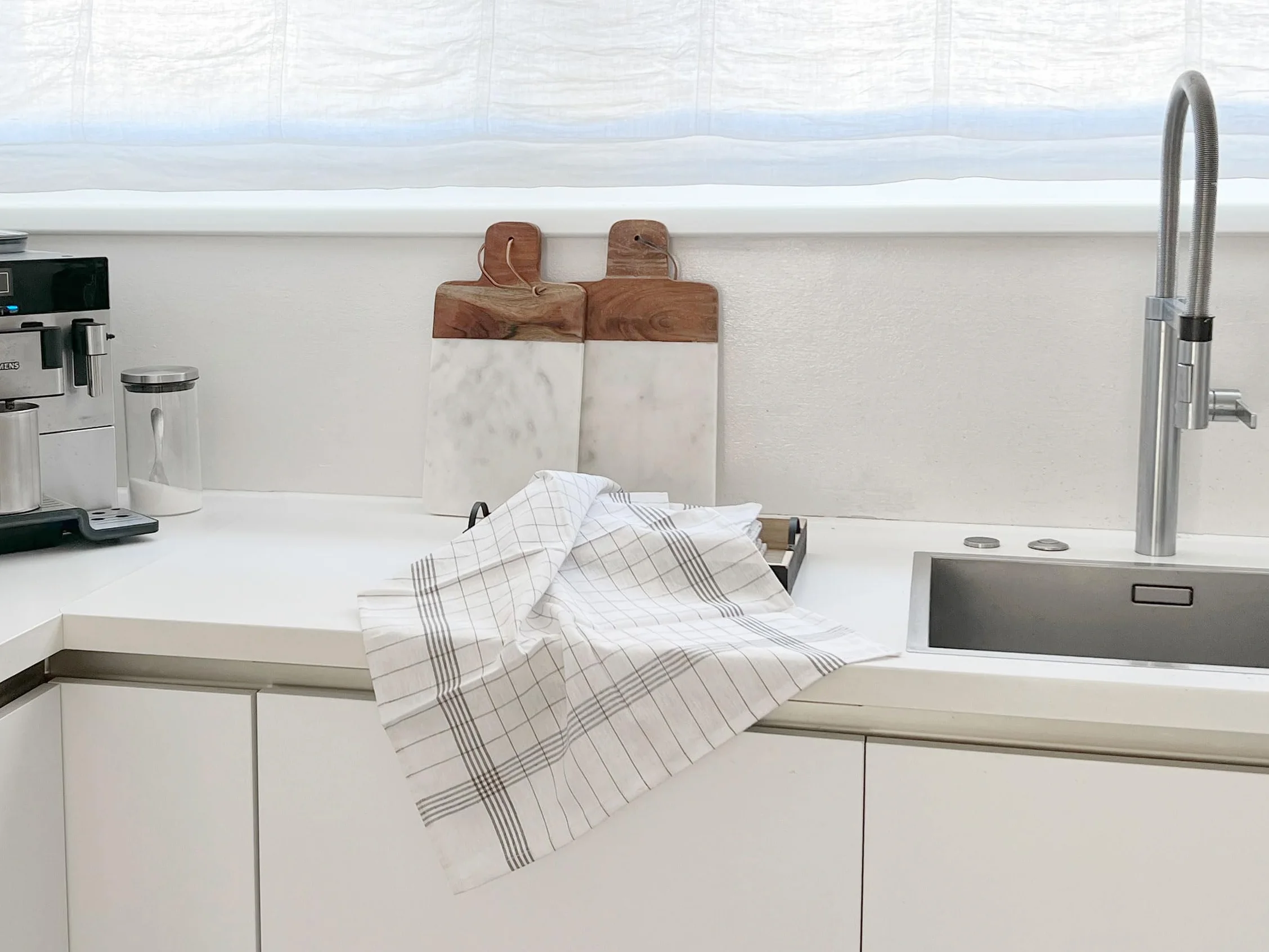 ZOLLNER Zestaw 5 ścierek do naczyń z bawełny o wymiarach 50 x 70 cm – super chłonne i trwałe ręczniki kuchenne – nadają się do prania w temperaturze do 95°C – w szaro-białą kratkę, jakość