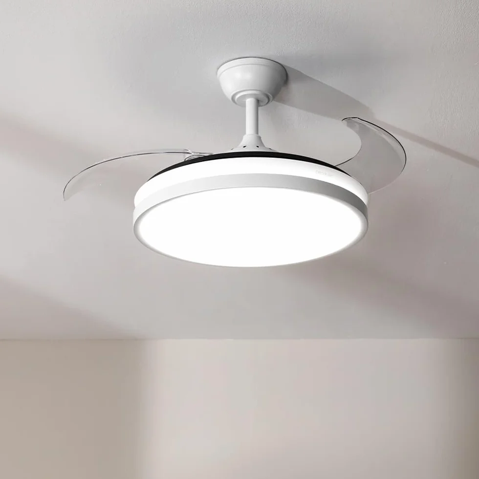 Cecotec Wentylator sufitowy ze światłem Energysilence Aero 4300 Invisible White. 35 W, 6 prędkości. Chowane łopatki. Pilot zdalnego sterowania. Timer. Wbudowane światło LED, regulowana intensywność