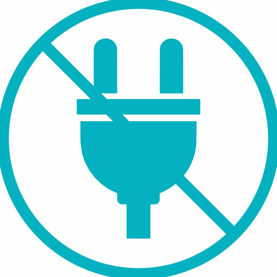 Gardena zestaw AquaBloom do nawadniania z wykorzystaniem energii słonecznej: zasilany energią słoneczną zestaw do nawadn. roślin na balkonie i w donicach, do 4 m wysokości, przez cały sezon (13300-20)