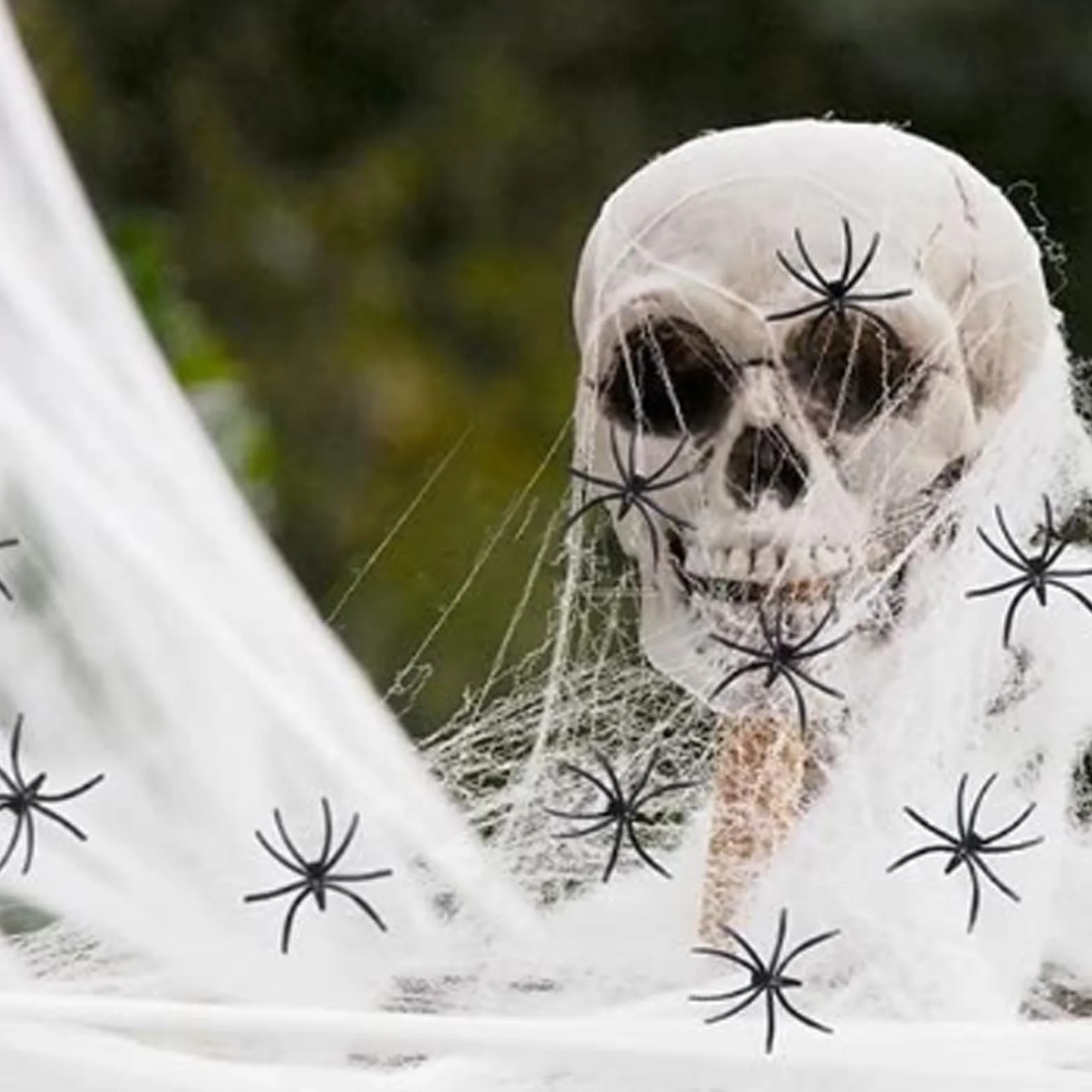 GWAWG Halloween pajęczyna 120 g, straszna dekoracja z 40 plastikowymi pająkami do domu, ogrodu lub na imprezę, dekoracja halloweenowa, pokrycie 40m²