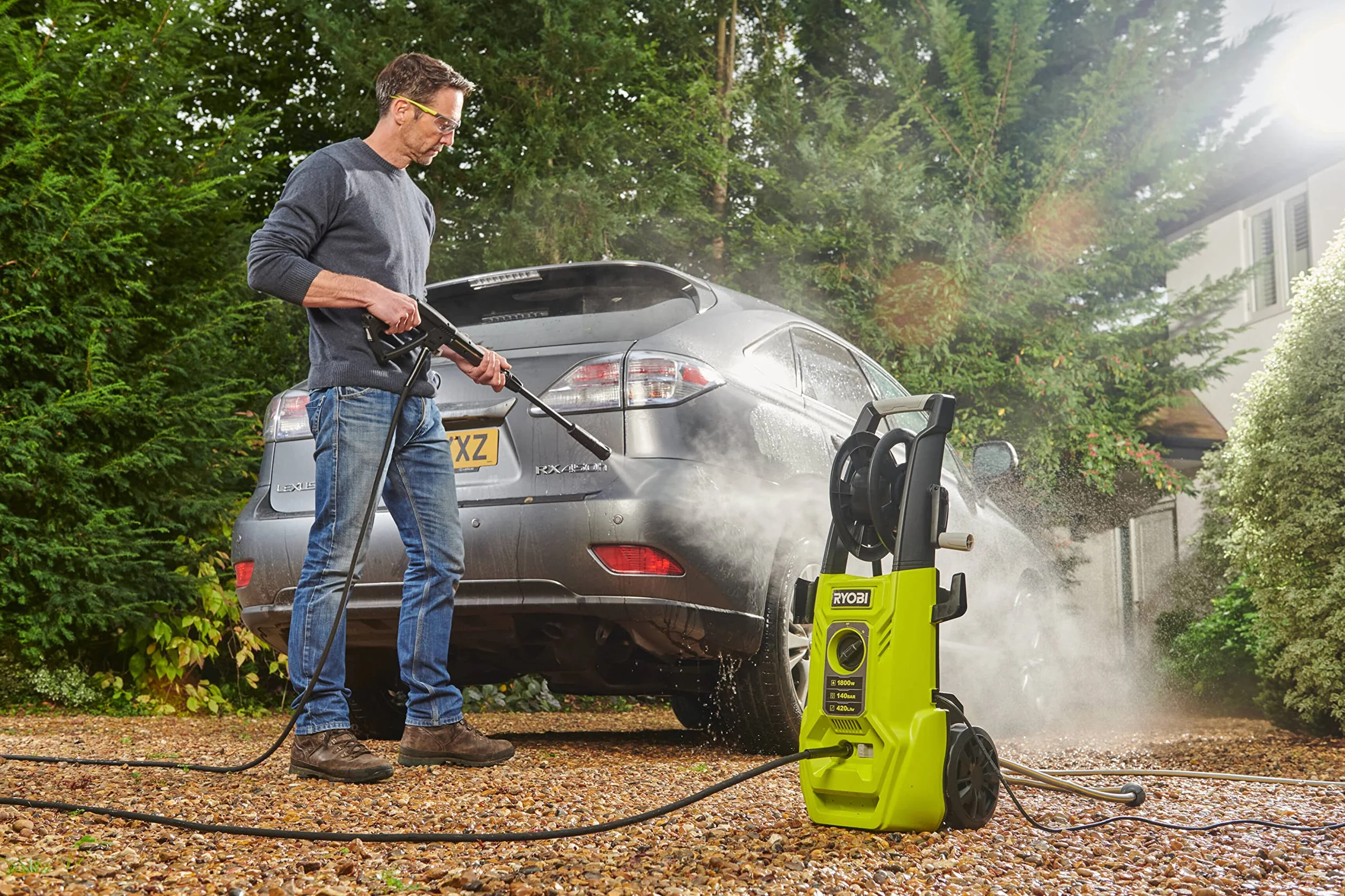 Ryobi Myjka Ciśnieniowa, RY140PWA, Moc Silnika 1800 W, maks. Ciśnienie 140 Bar, Przepływ 420 l/h, Wąż 6 m, Szybkozłącze, Lanca Vario, Lanca Turbo, Szczotka Uniwersalna